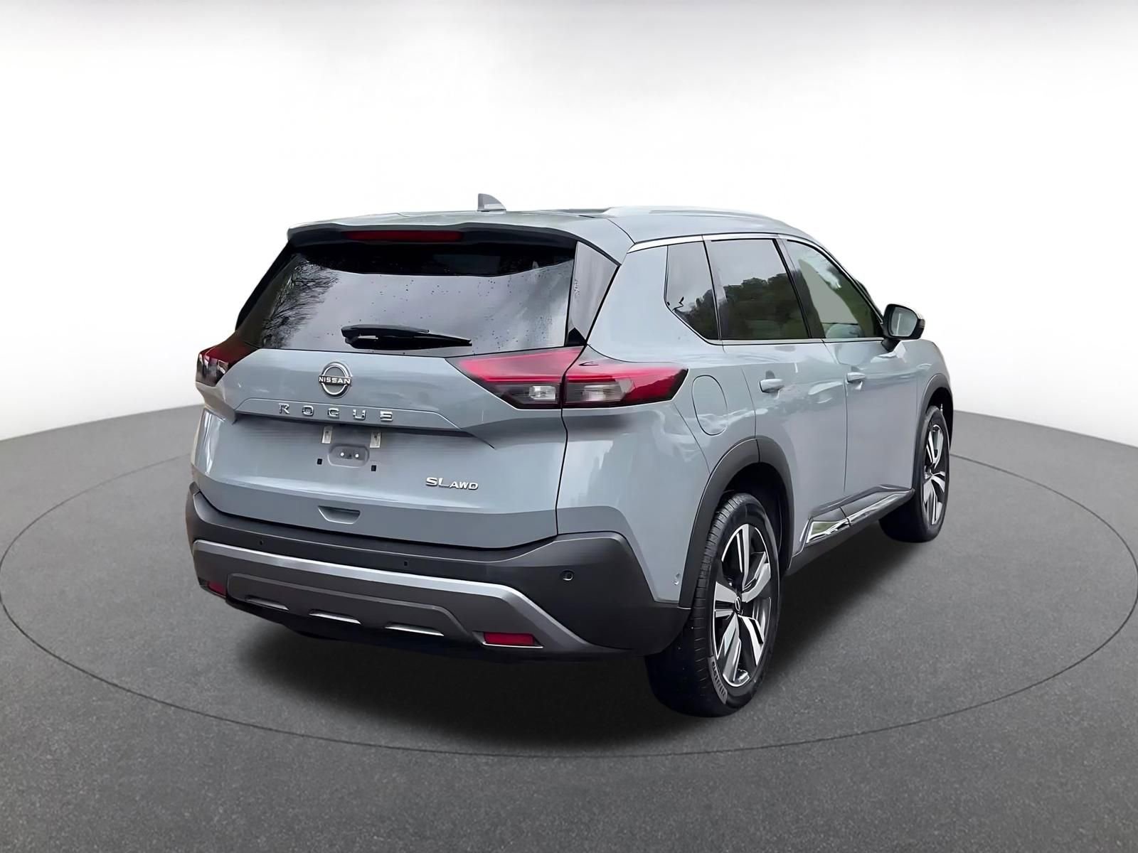 Thumbnail: 2023 Nissan Rogue - 14