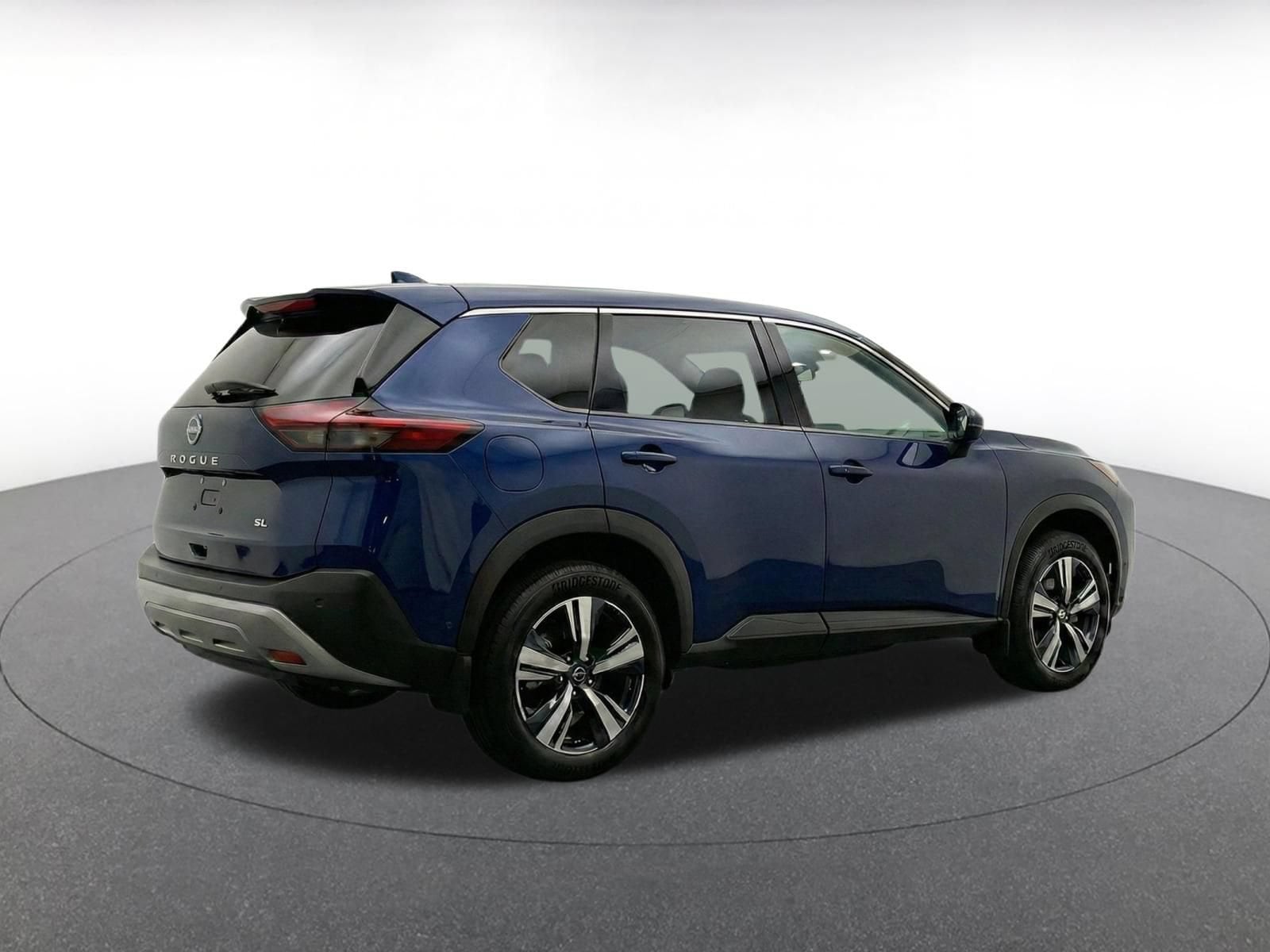 Thumbnail: 2026 Nissan Rogue - 8