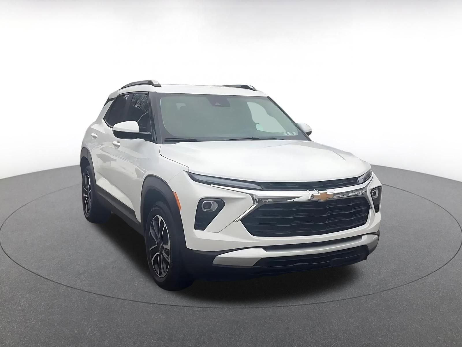 Thumbnail: 2025 Chevrolet TrailBlazer - 3