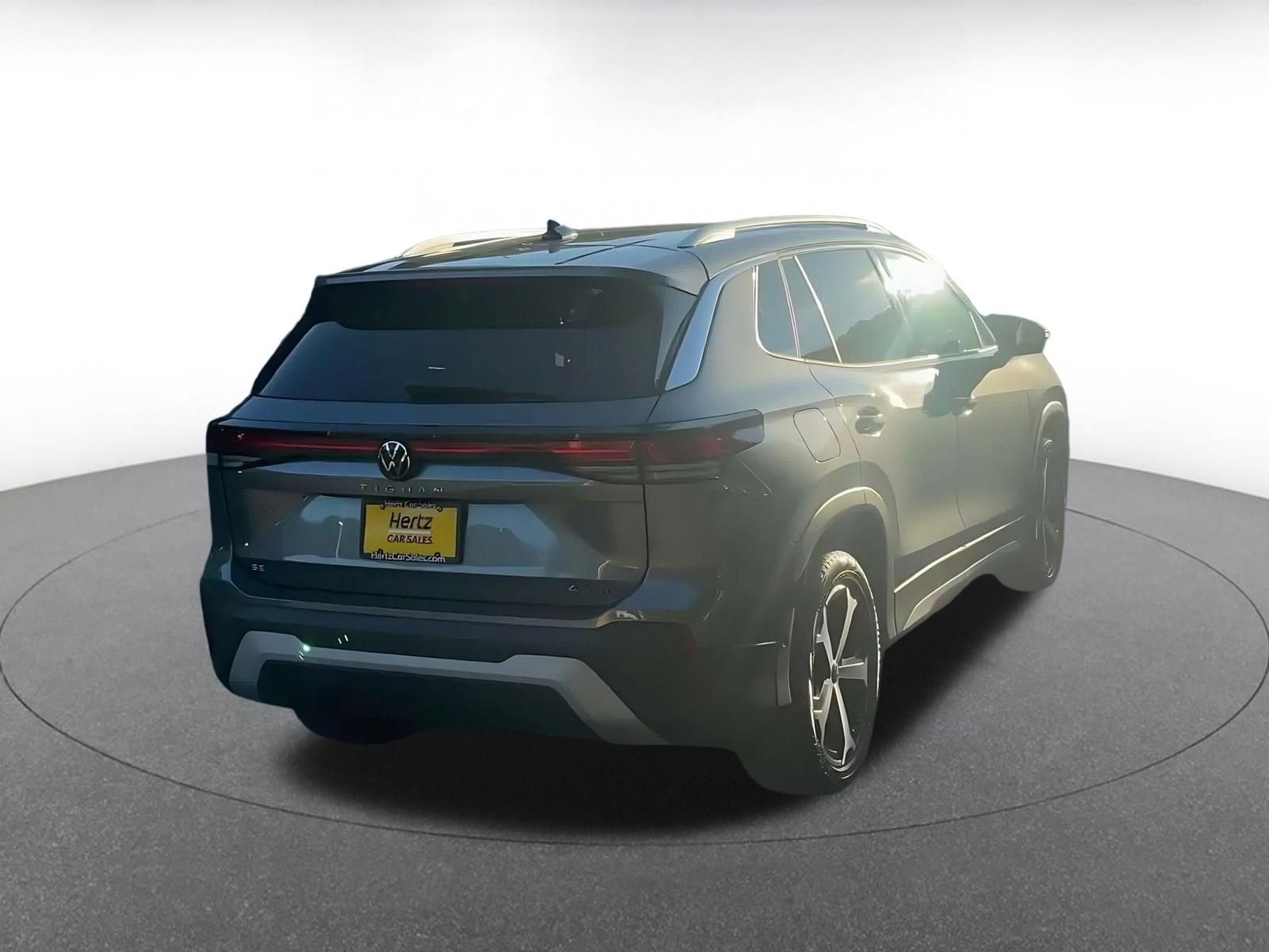 Thumbnail: 2026 Volkswagen Tiguan - 14