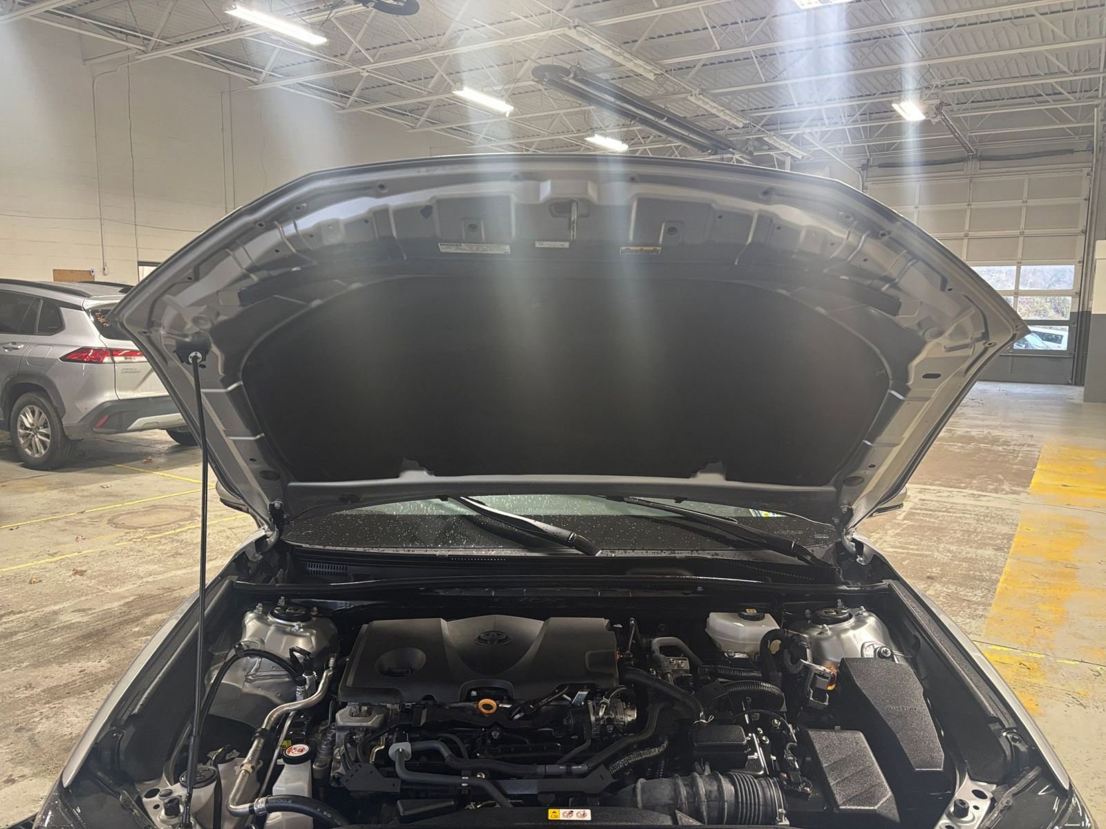 Thumbnail: 2025 Toyota Camry - 32