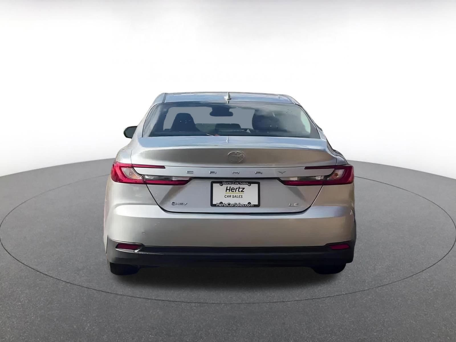 Thumbnail: 2025 Toyota Camry - 12