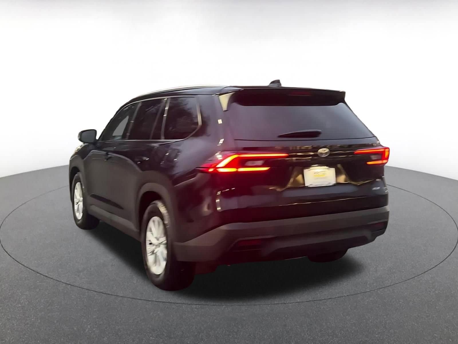 Thumbnail: 2025 Toyota Grand Highlander - 11