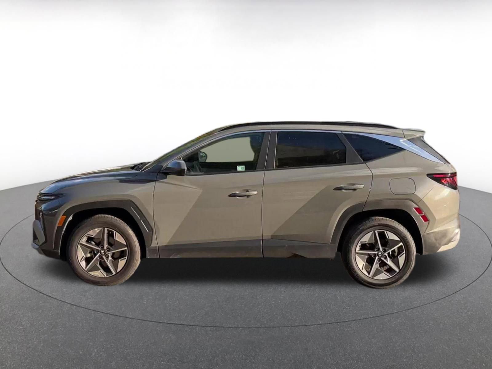 Thumbnail: 2025 Hyundai Tucson - 9