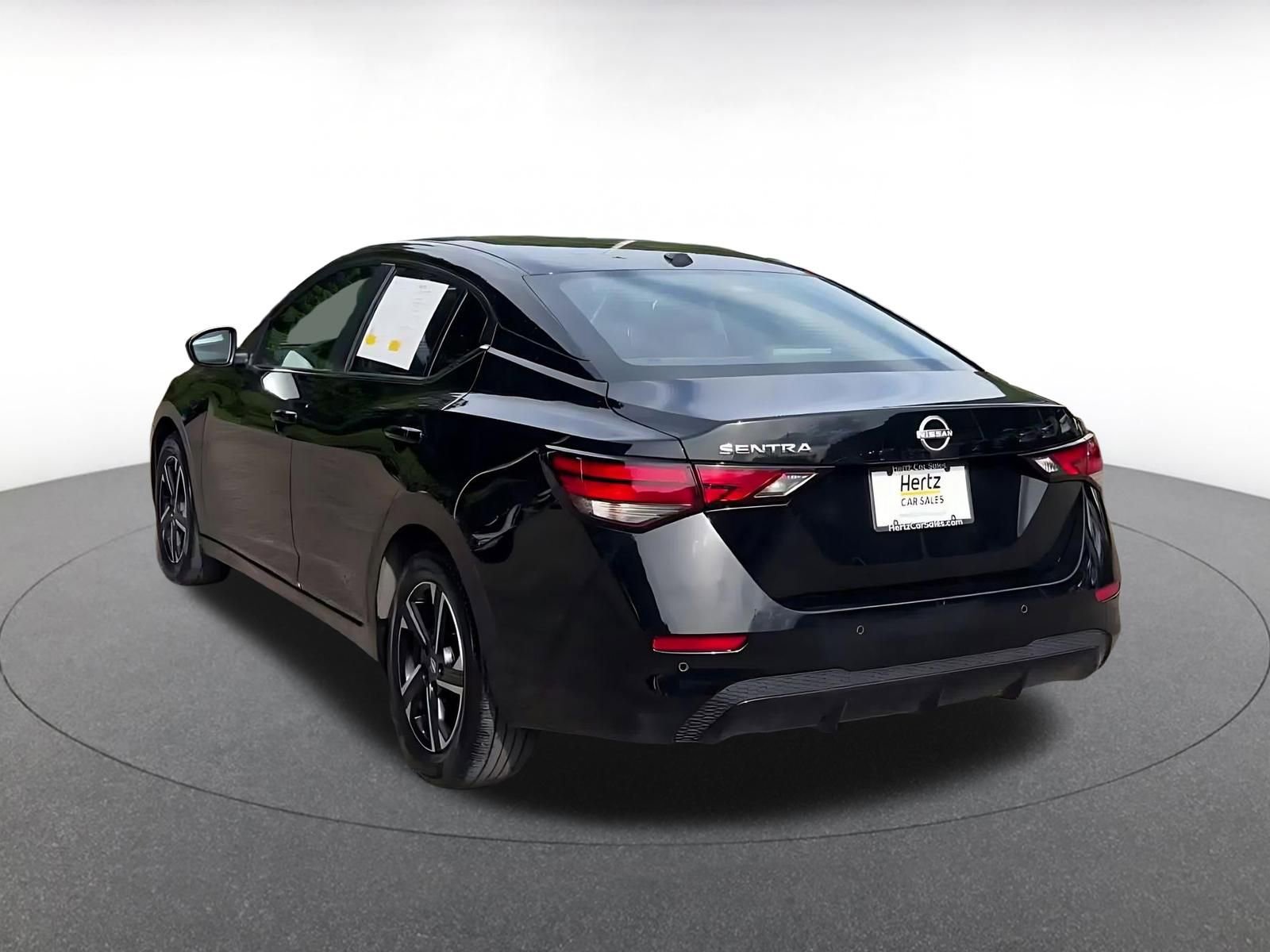 Thumbnail: 2025 Nissan Sentra - 11