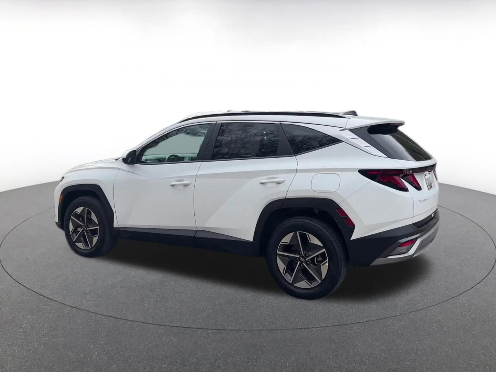 Thumbnail: 2025 Hyundai Tucson - 10