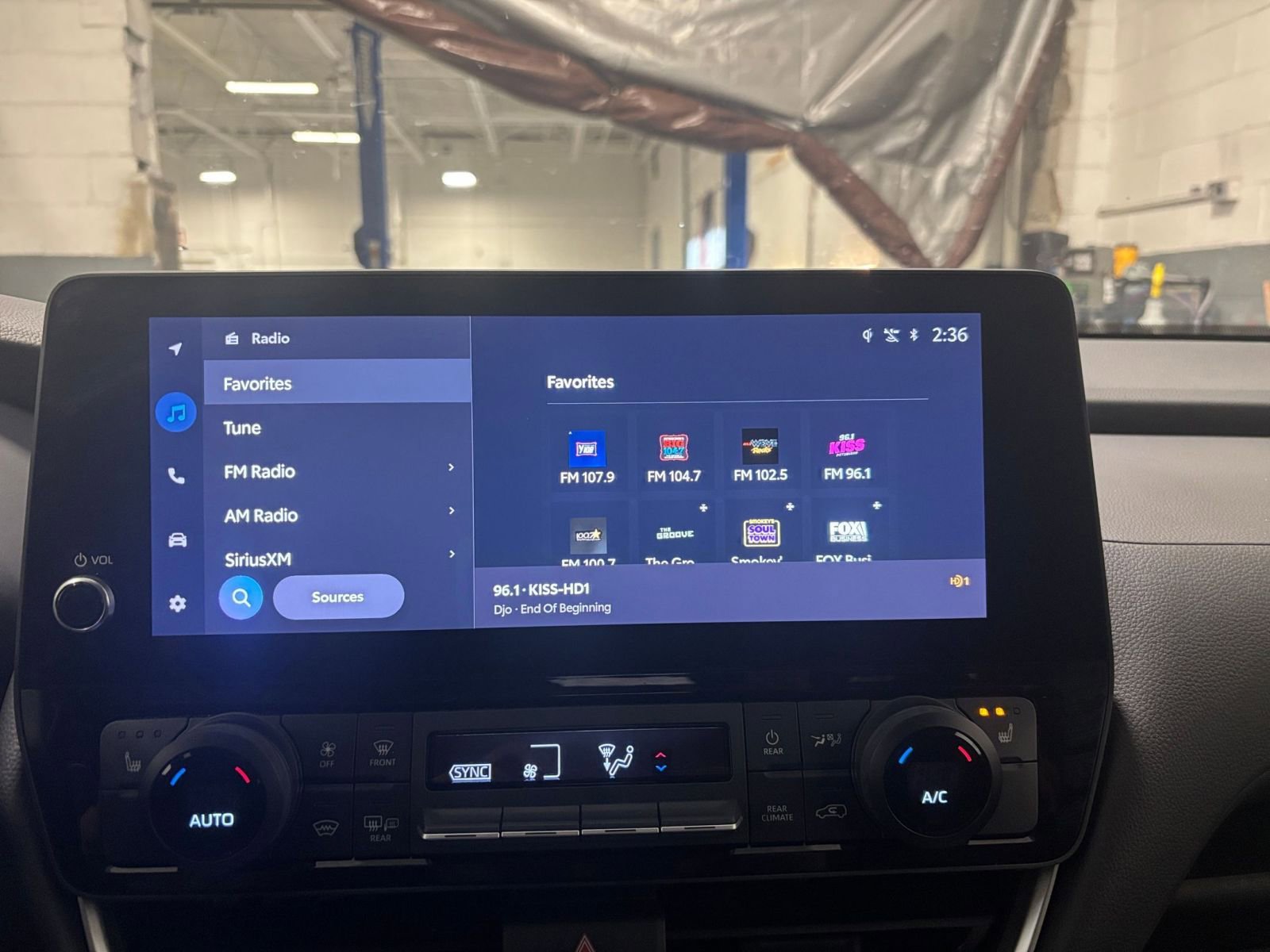 Thumbnail: 2025 Toyota Grand Highlander - 21