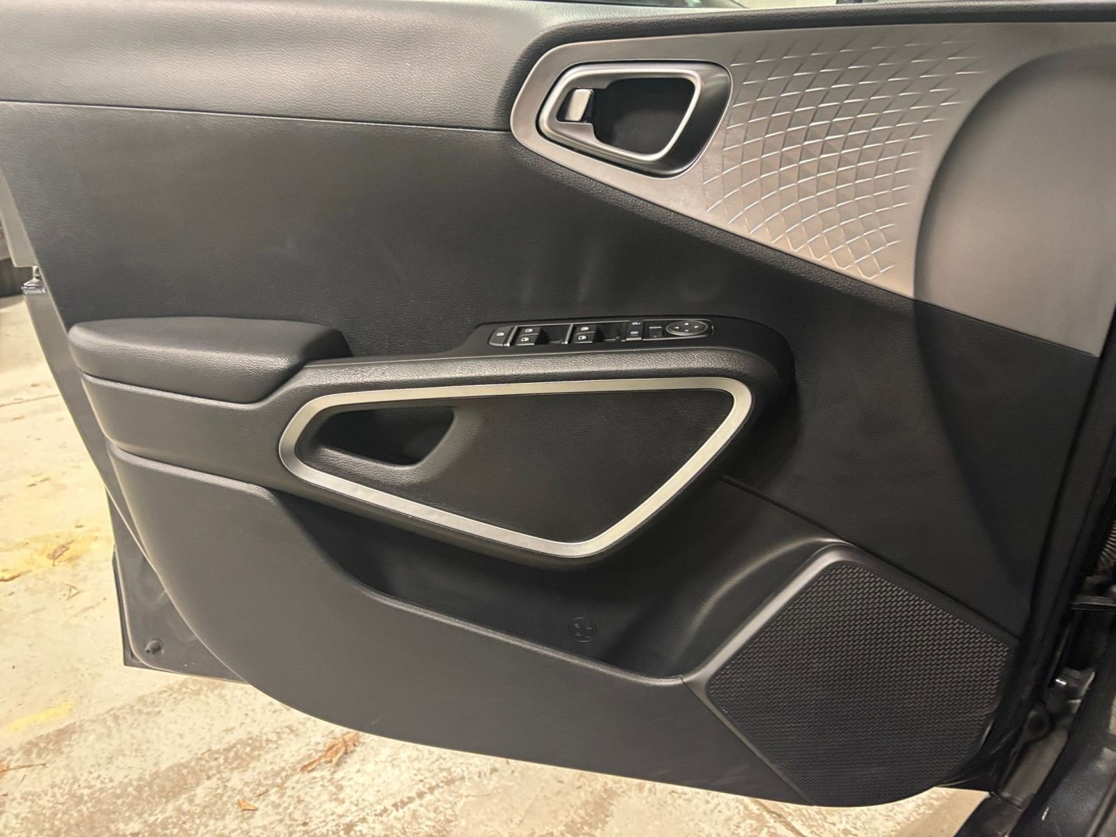 Thumbnail: 2025 Kia Soul - 20