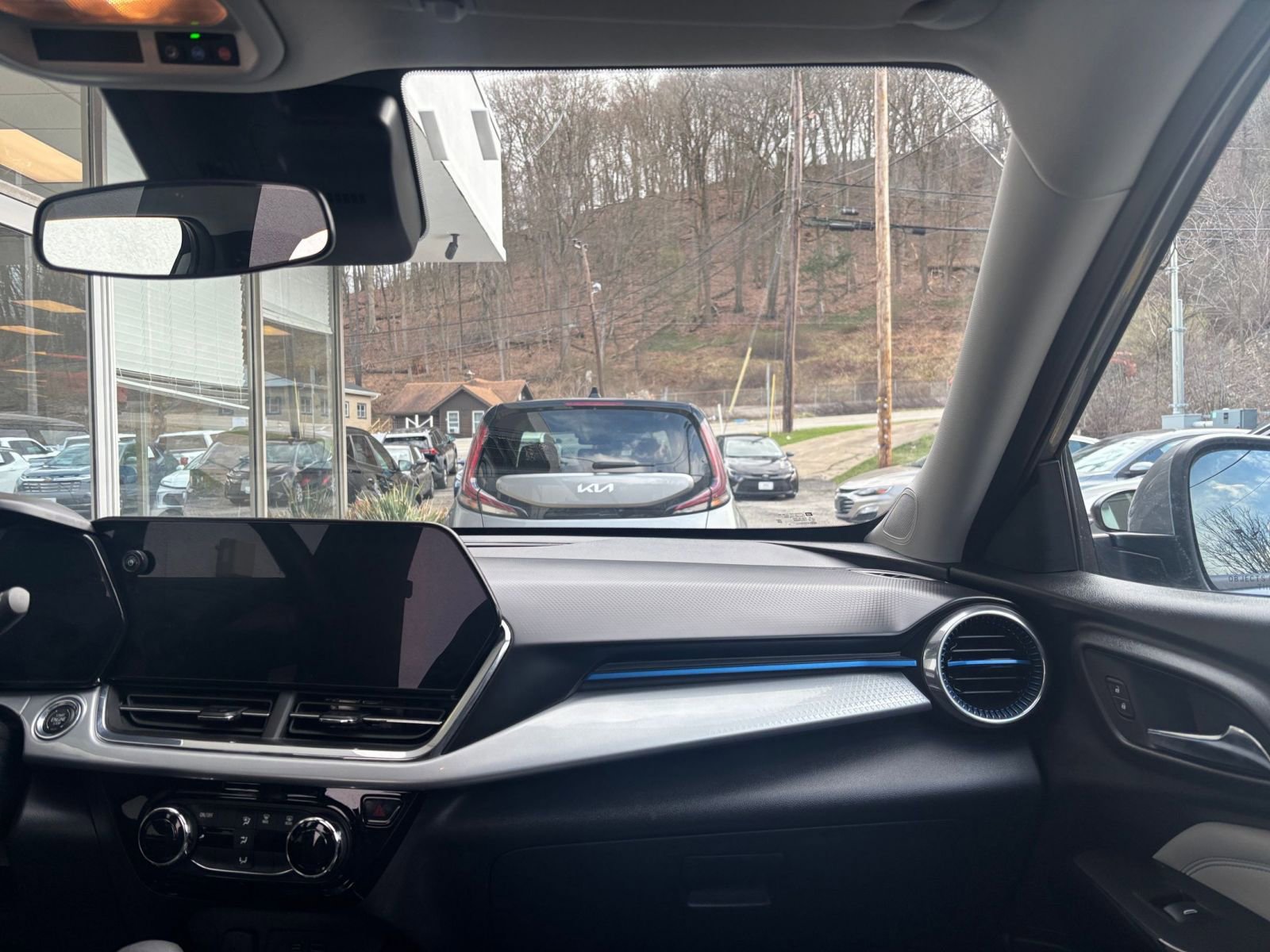 Thumbnail: 2025 Chevrolet Trax - 35