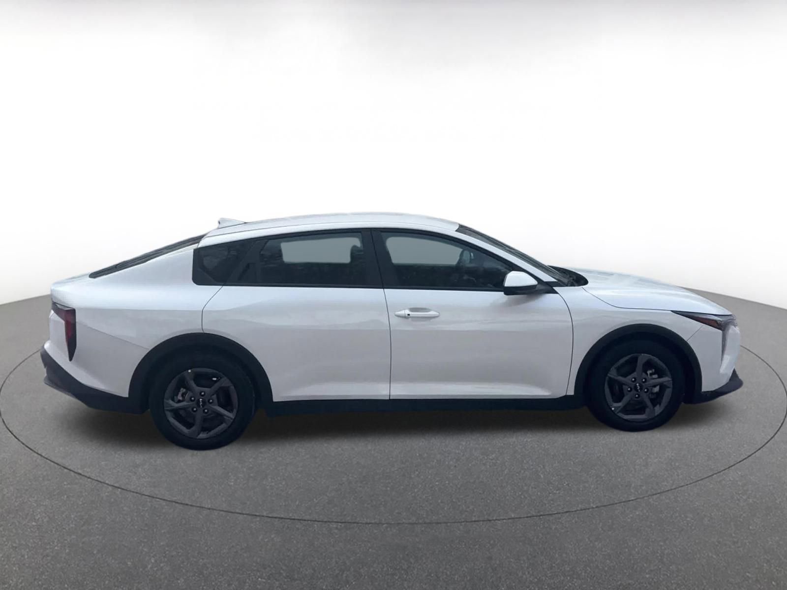 Thumbnail: 2025 Kia K4 - 15