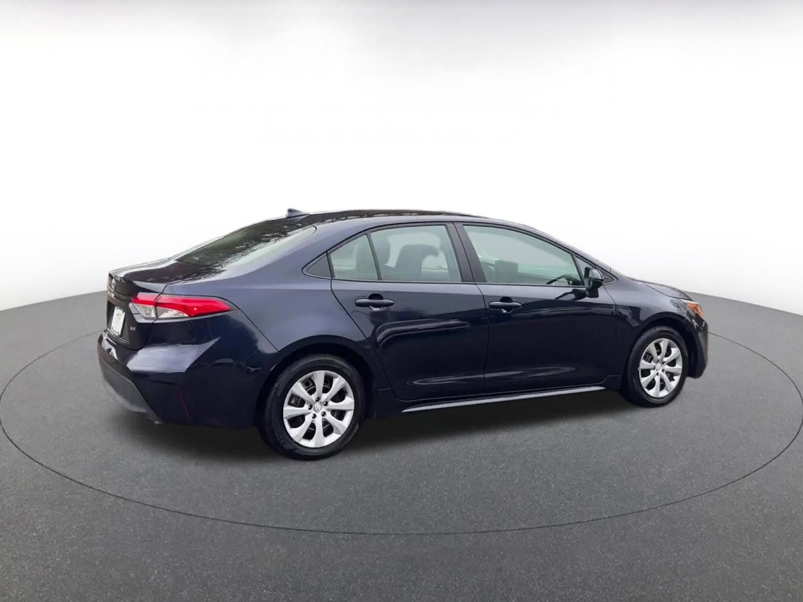 Thumbnail: 2025 Toyota Corolla - 15