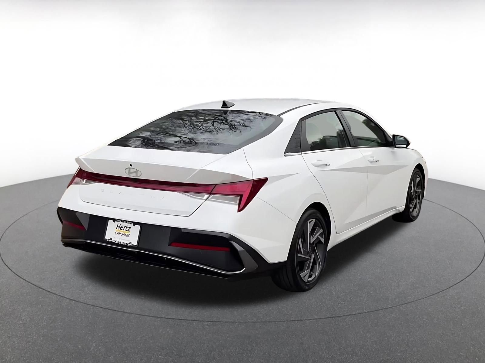 Thumbnail: 2025 Hyundai Elantra - 15