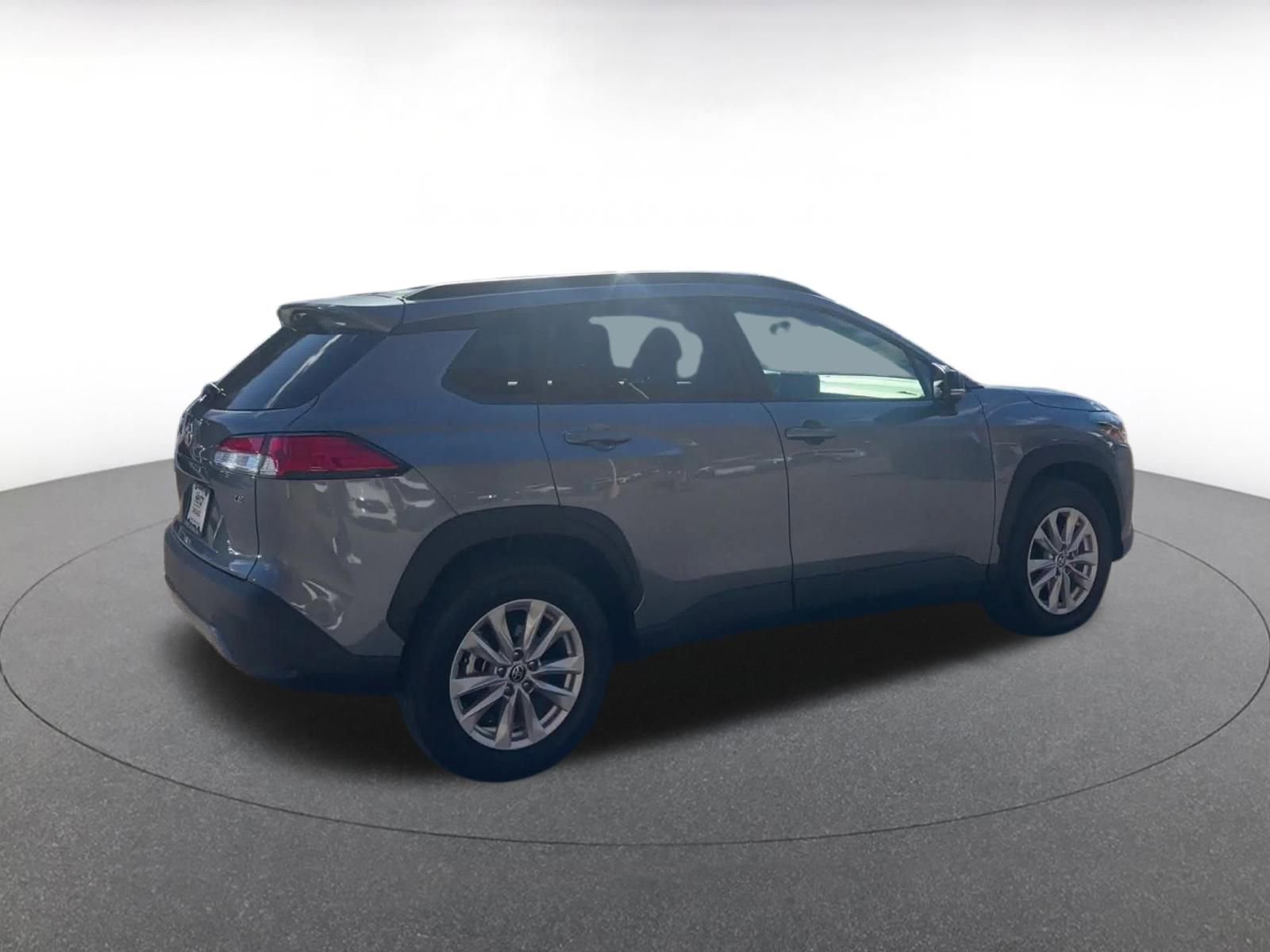 Thumbnail: 2025 Toyota Corolla Cross - 15