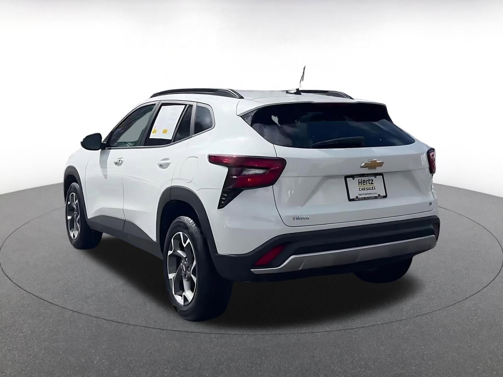 Thumbnail: 2025 Chevrolet Trax - 11