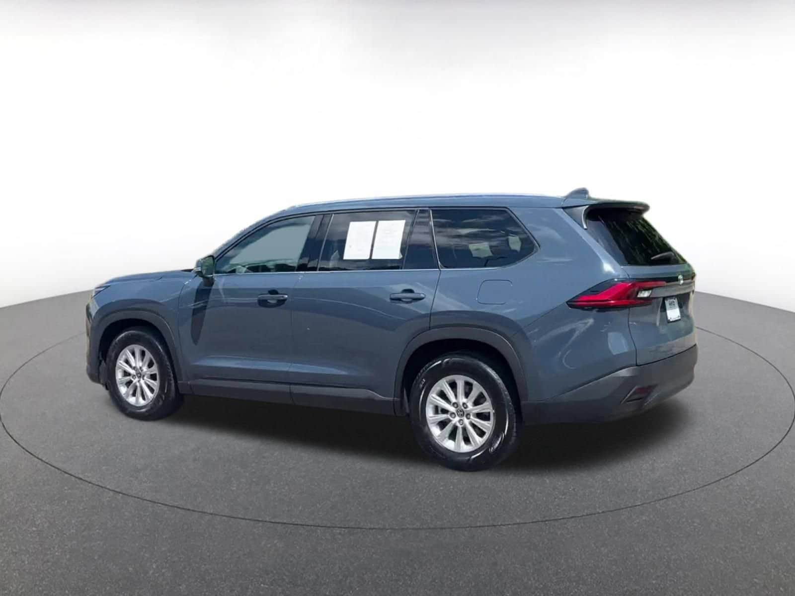 Thumbnail: 2024 Toyota Grand Highlander - 10