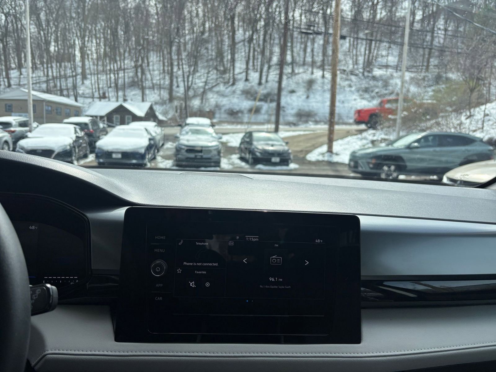 Thumbnail: 2025 Volkswagen Taos - 20