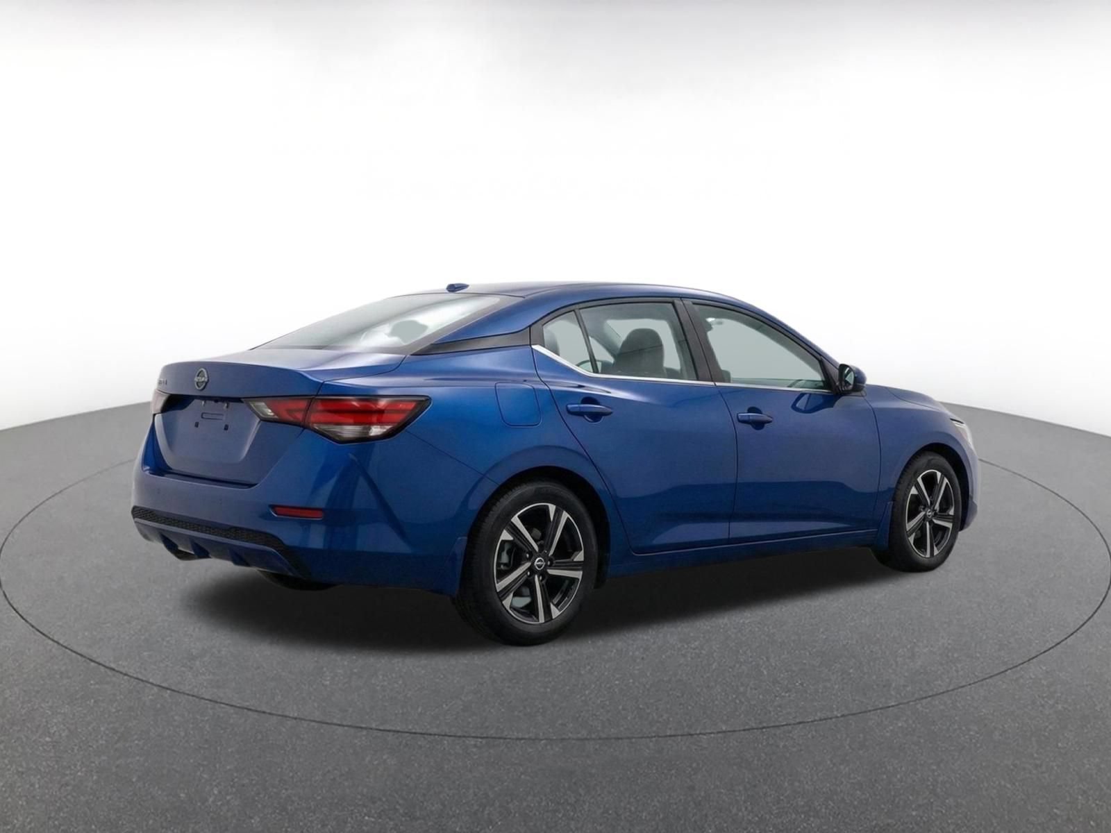 Thumbnail: 2025 Nissan Sentra - 9