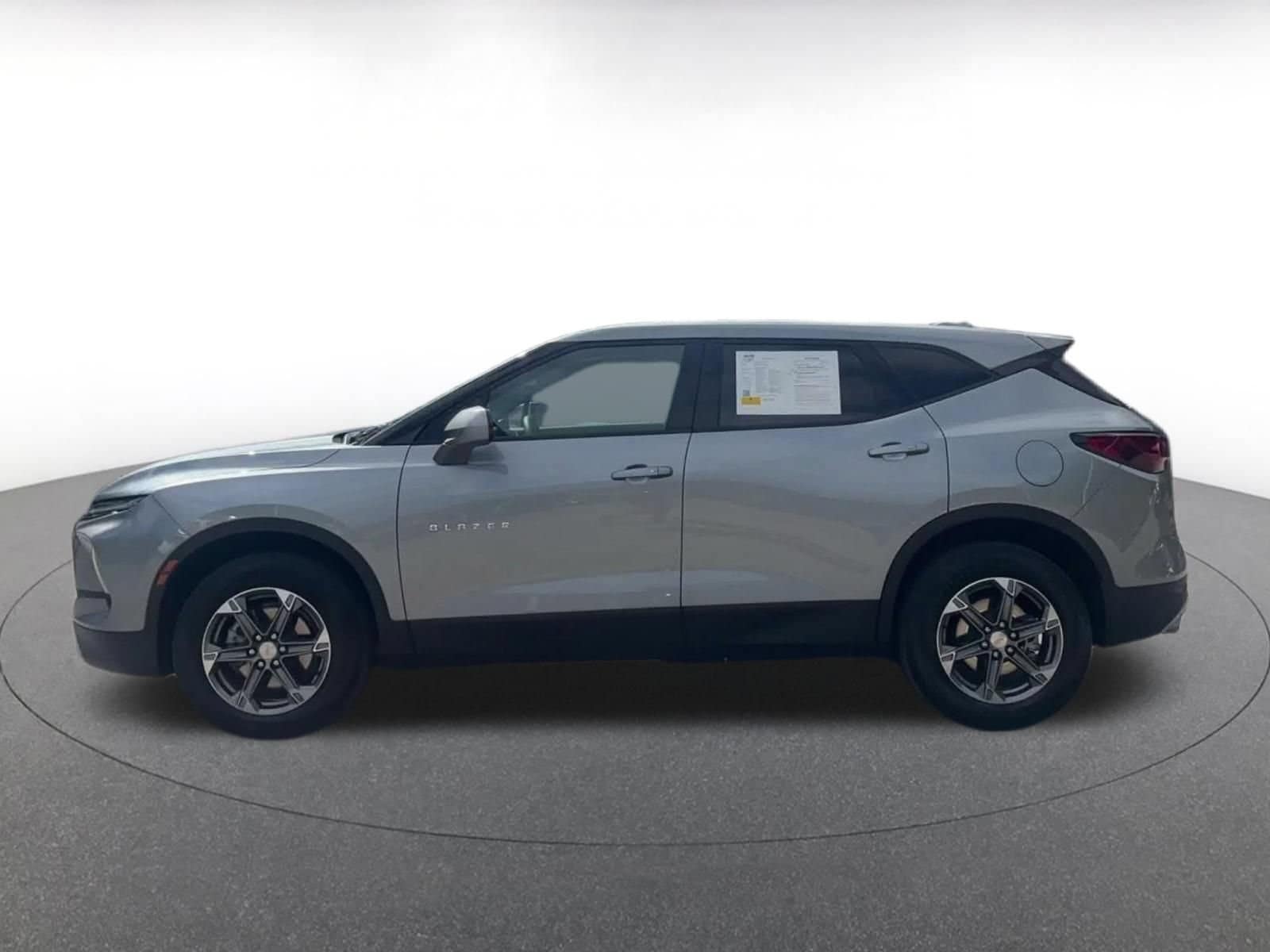 Thumbnail: 2026 Chevrolet Blazer - 9