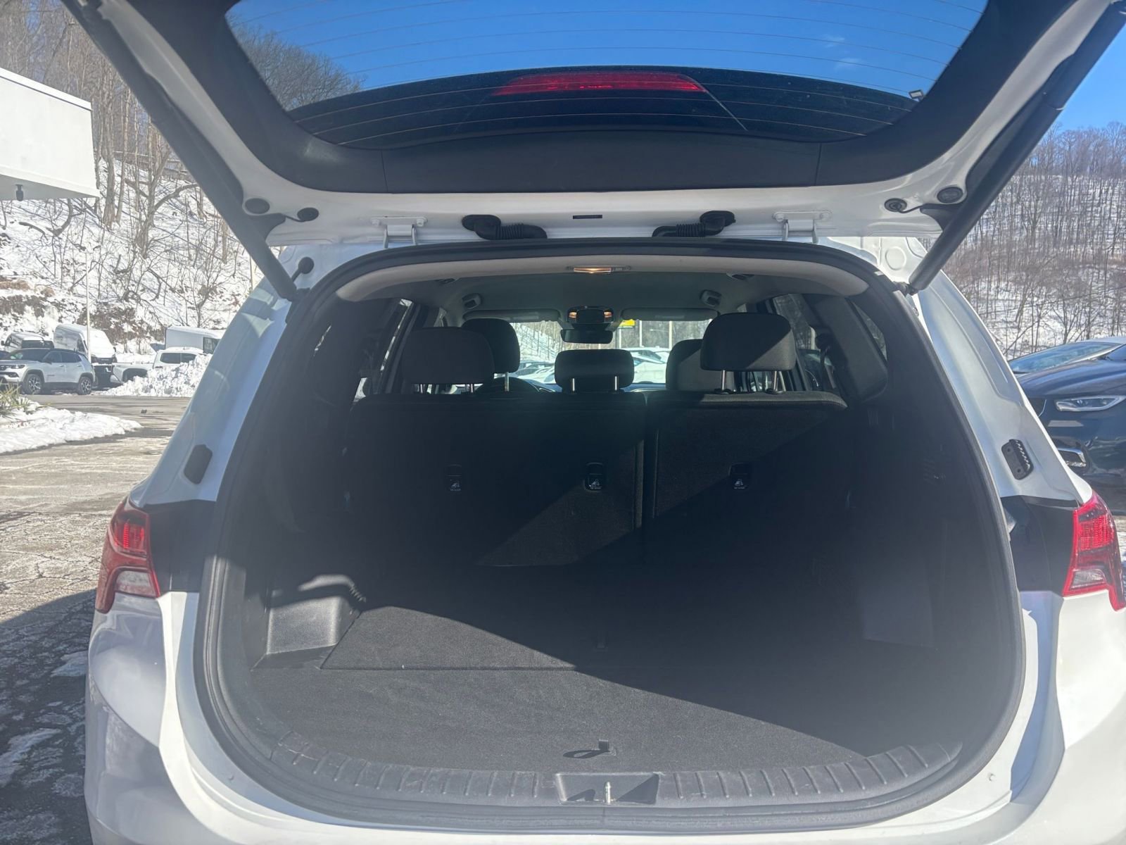 Thumbnail: 2023 Hyundai Santa Fe - 33