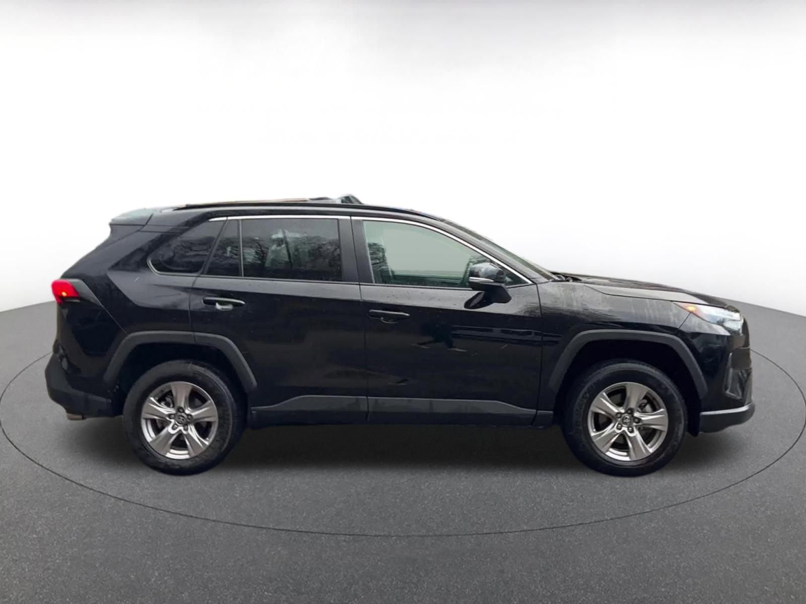 Thumbnail: 2025 Toyota RAV4 - 16