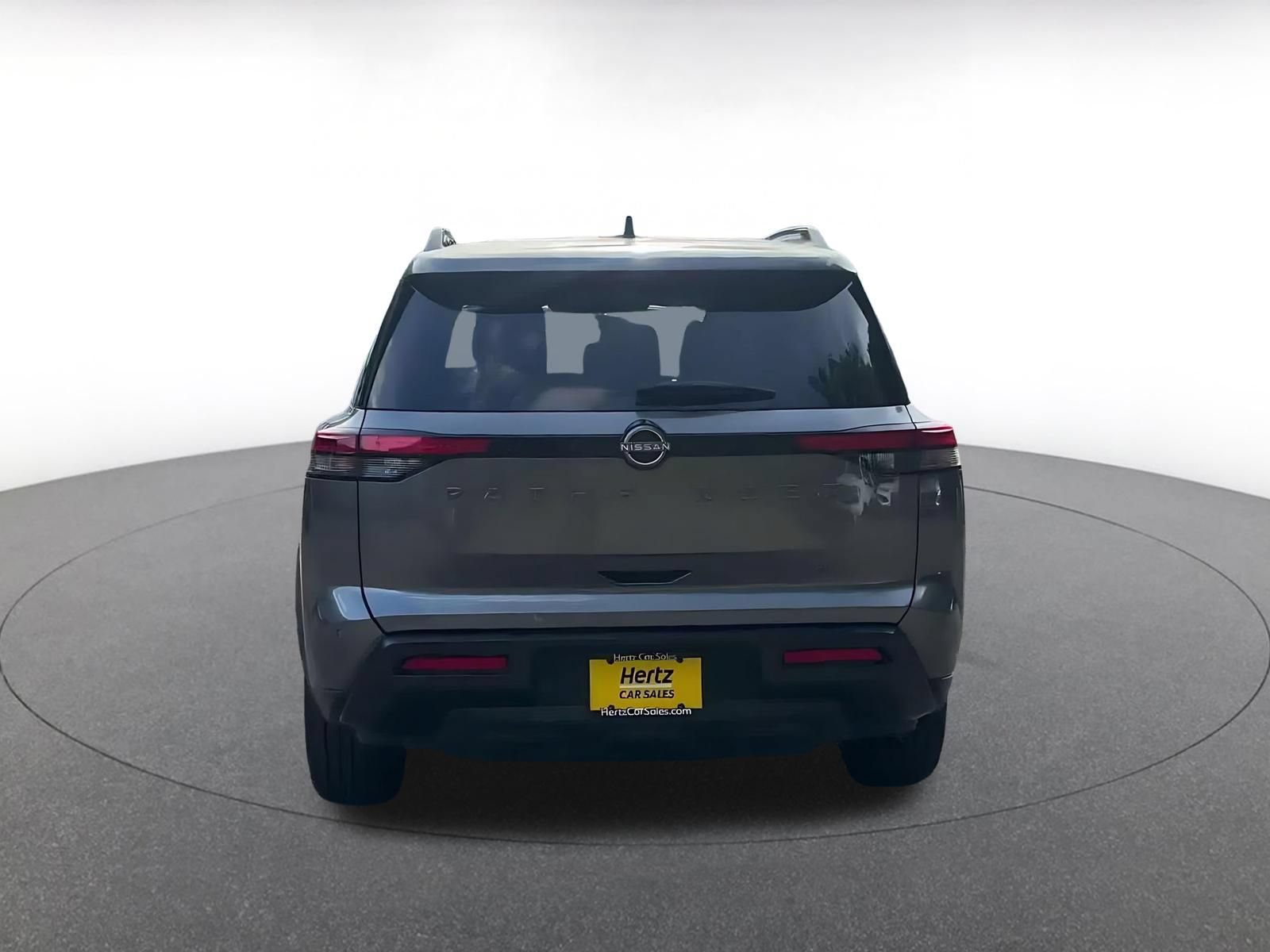 Thumbnail: 2026 Nissan Pathfinder - 12