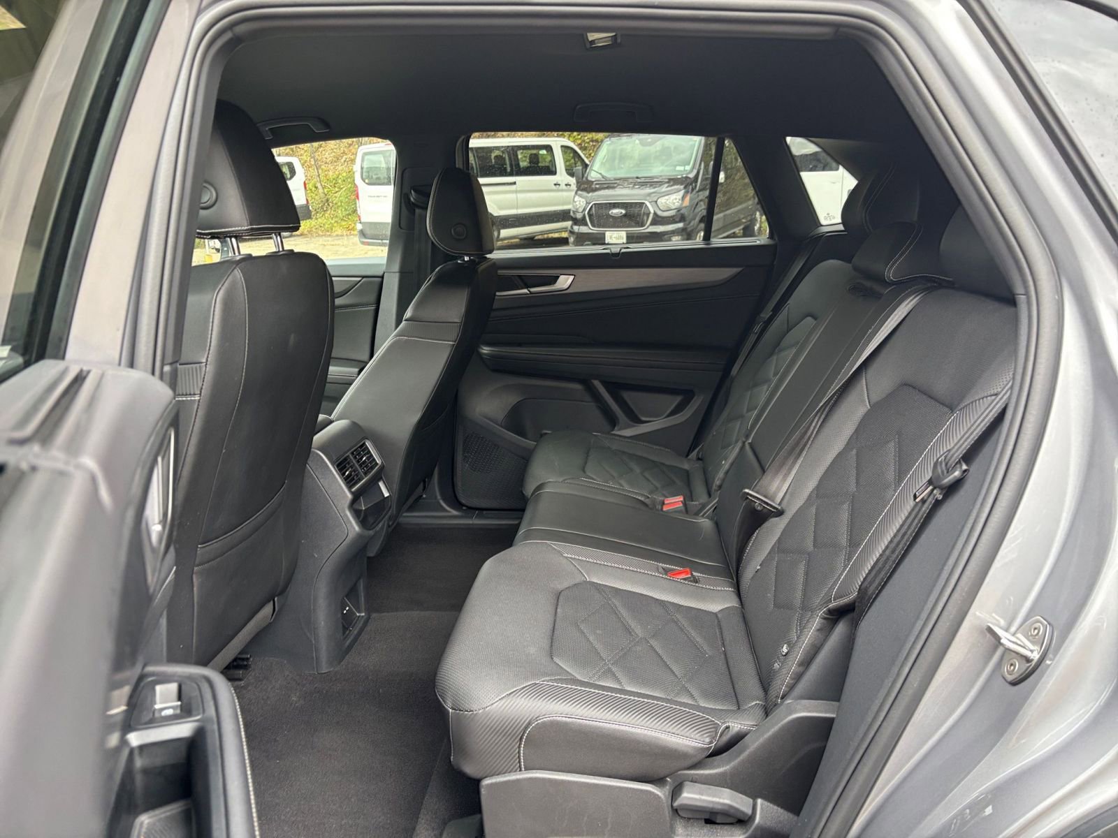 Thumbnail: 2025 Volkswagen Atlas - 25