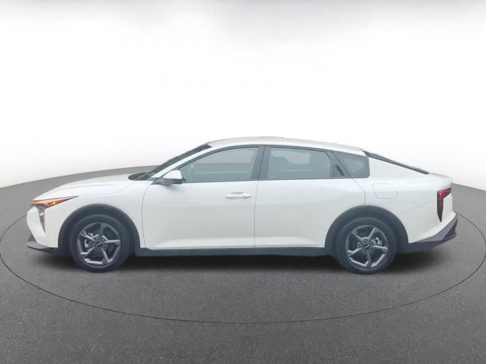 Thumbnail: 2025 Kia K4 - 9