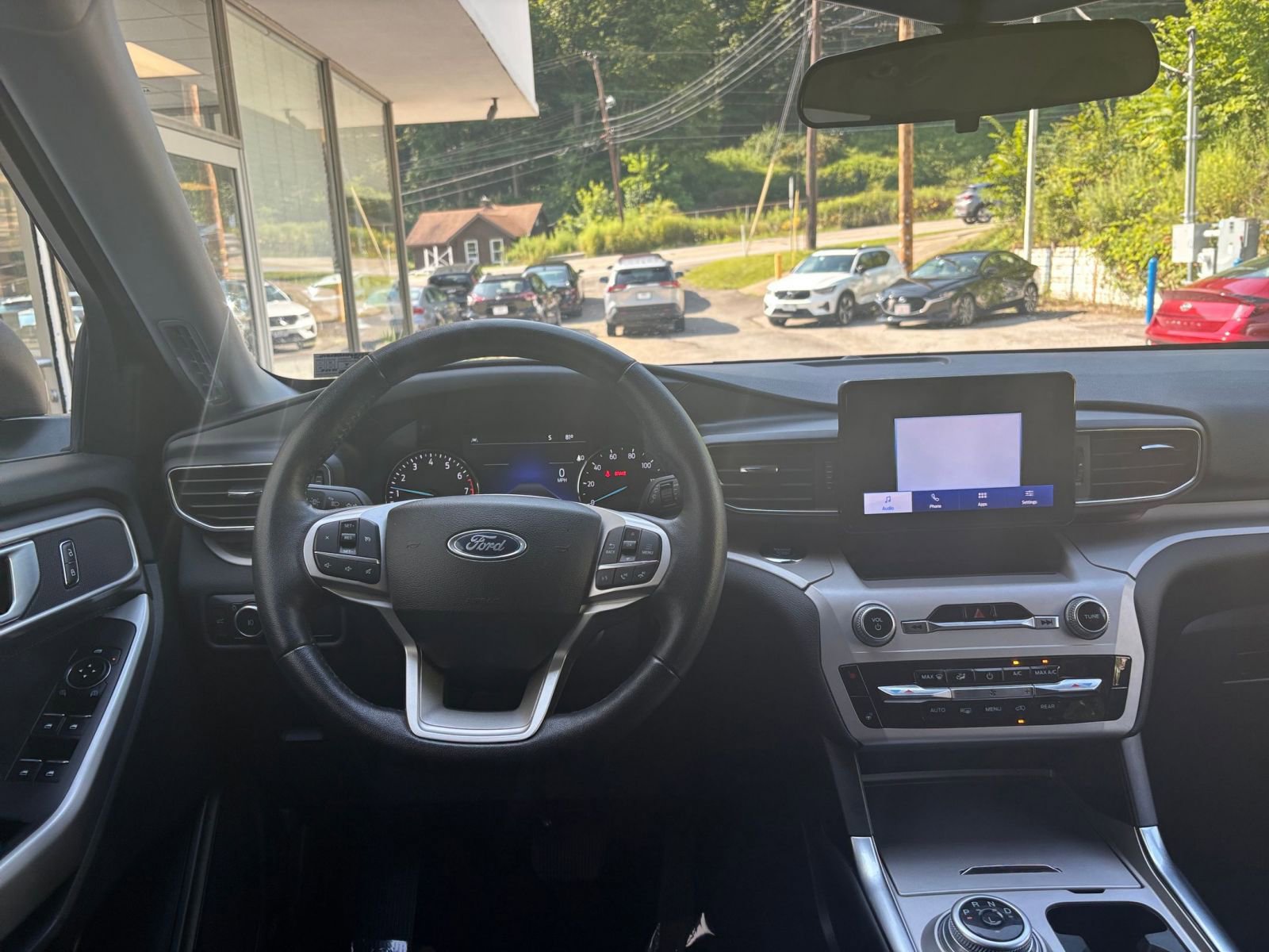 Thumbnail: 2023 Ford Explorer - 34