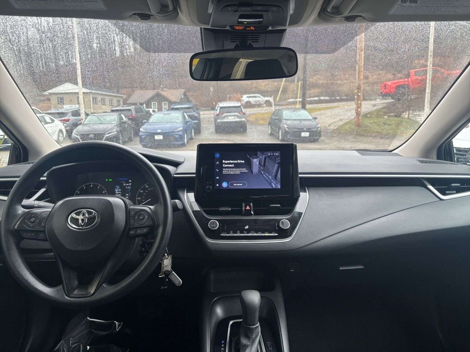 Thumbnail: 2025 Toyota Corolla - 32