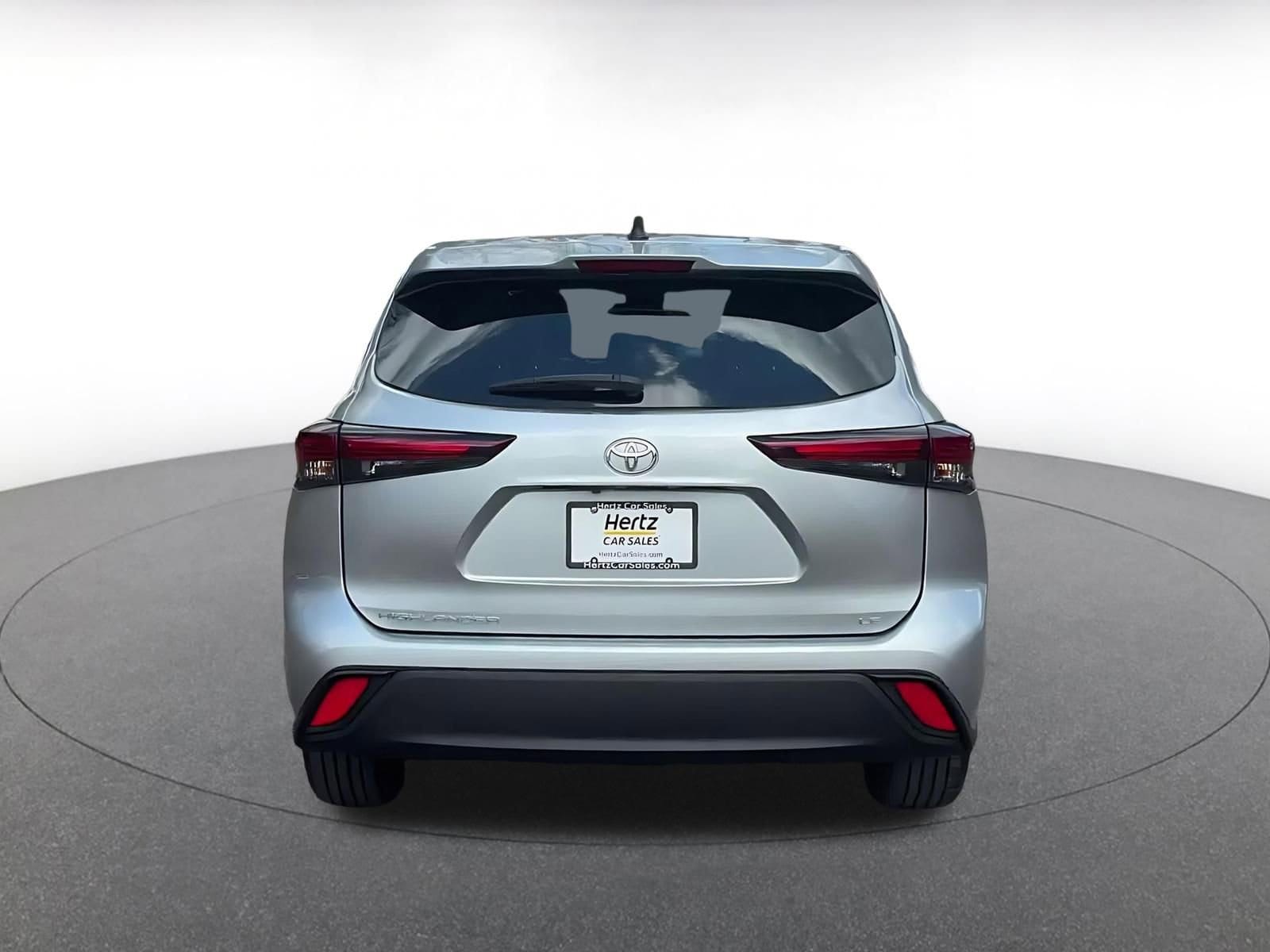 Thumbnail: 2025 Toyota Highlander - 10