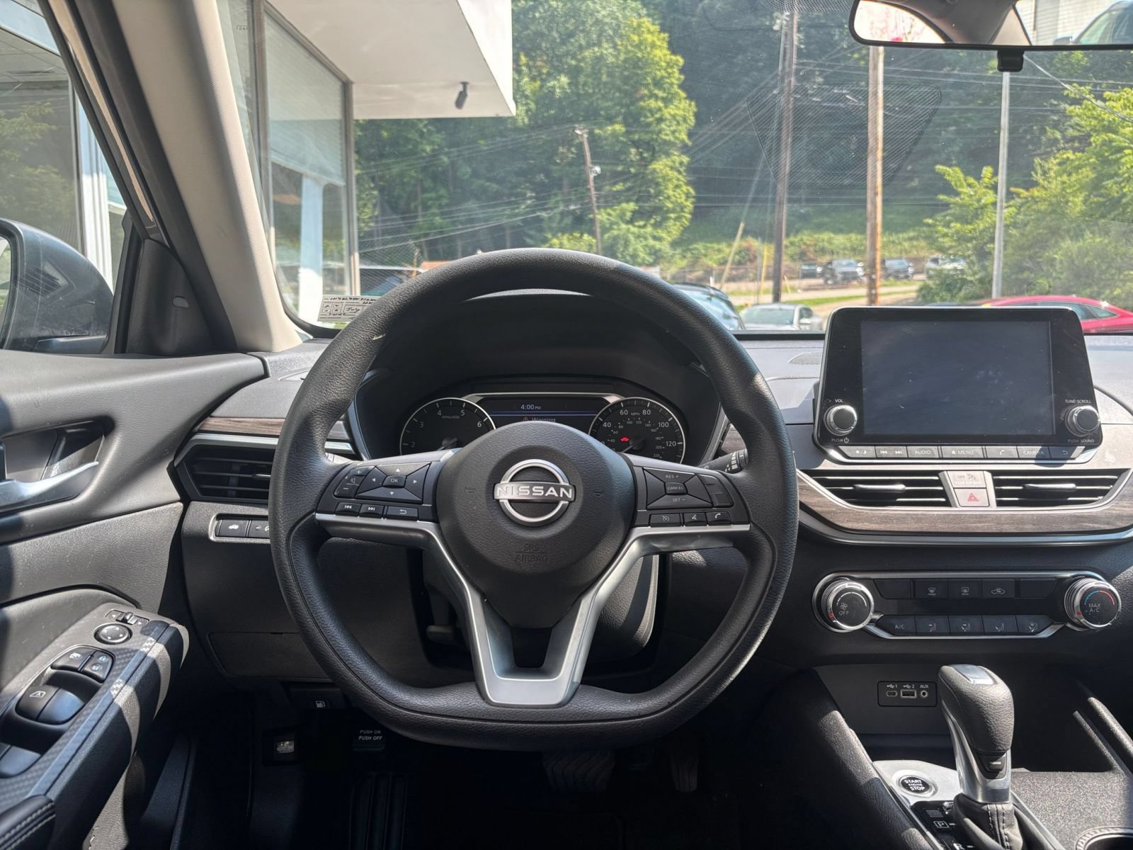 Thumbnail: 2025 Nissan Altima - 33