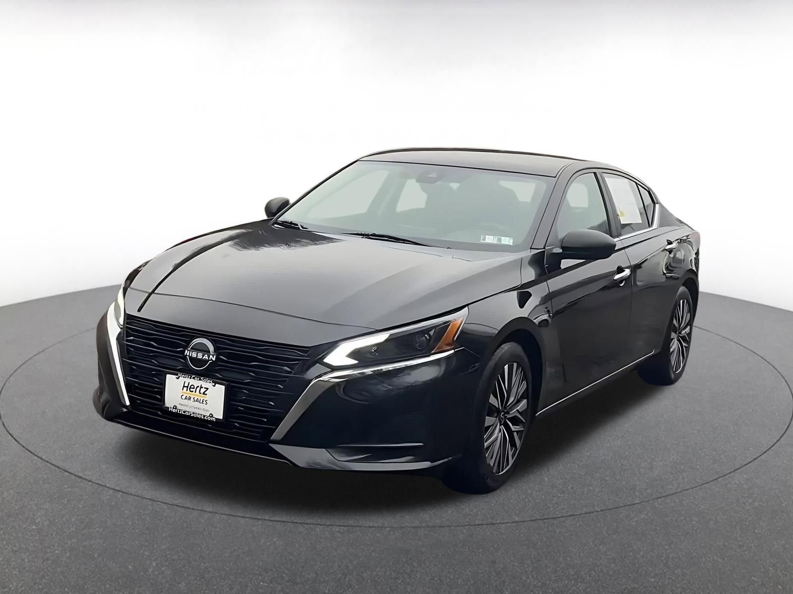 Thumbnail: 2025 Nissan Altima - 7