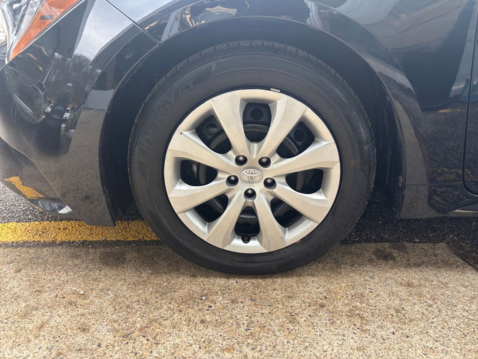 Thumbnail: 2025 Toyota Corolla - 29