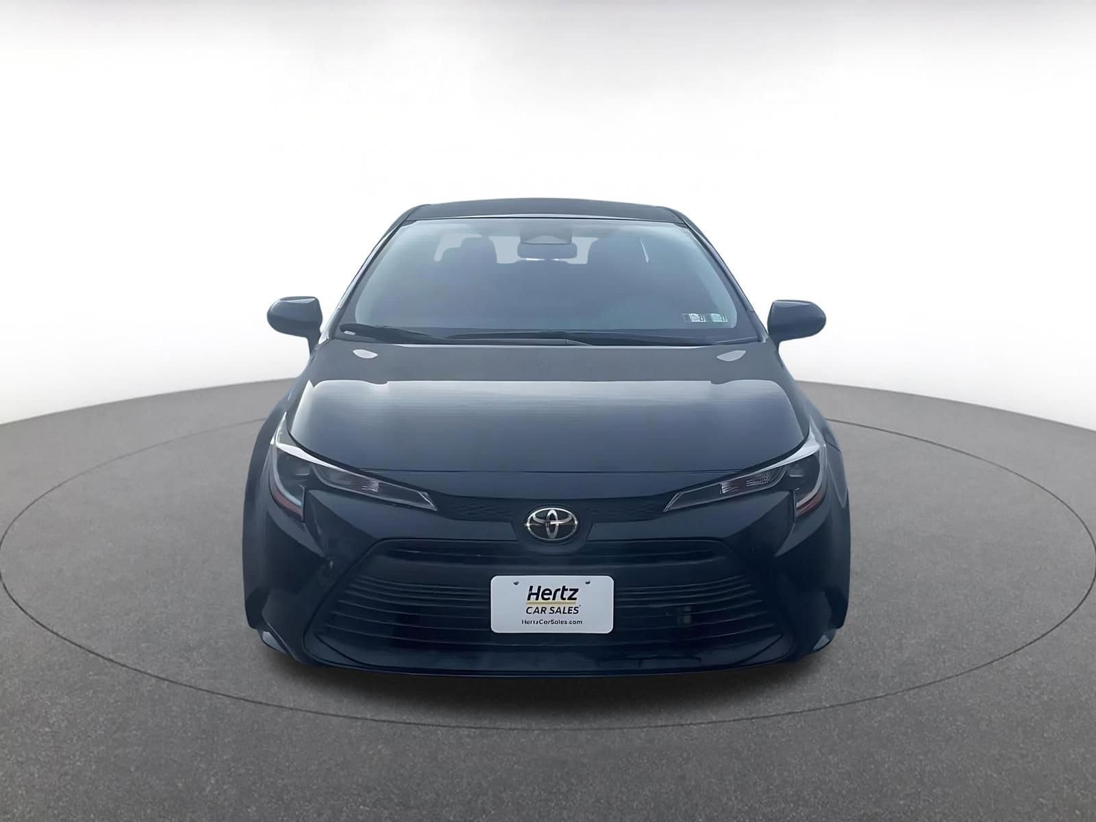 Thumbnail: 2025 Toyota Corolla - 4