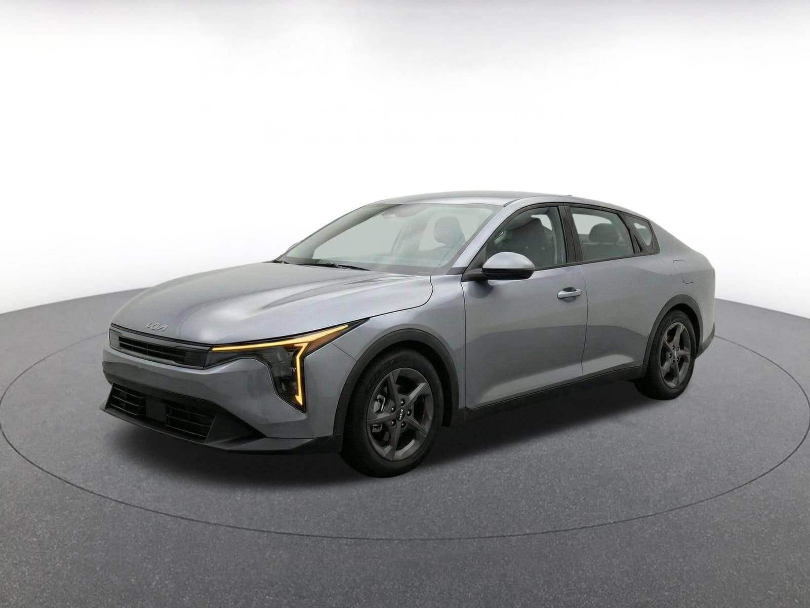 Thumbnail: 2025 Kia K4 - 3