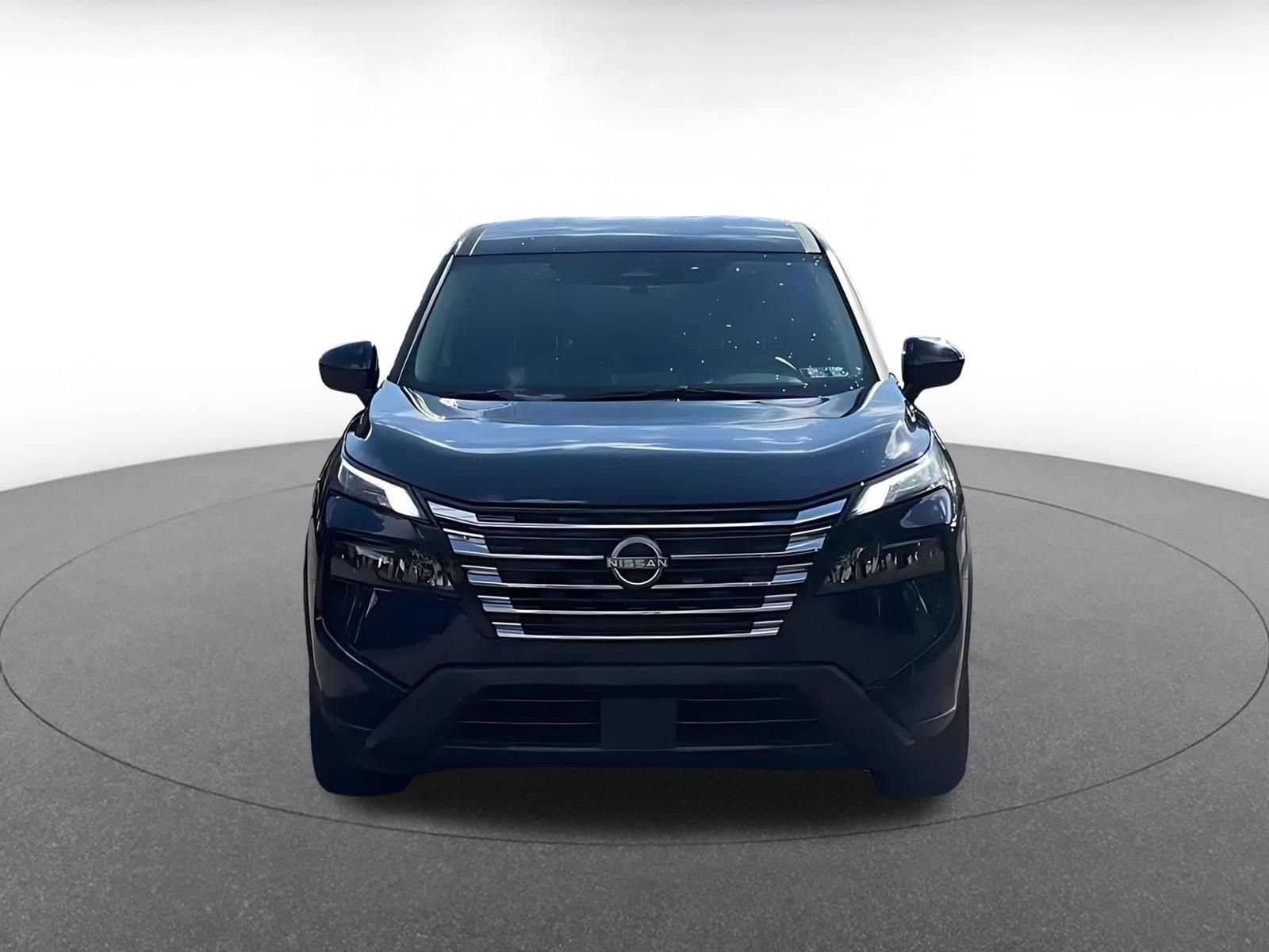 Thumbnail: 2025 Nissan Rogue - 4