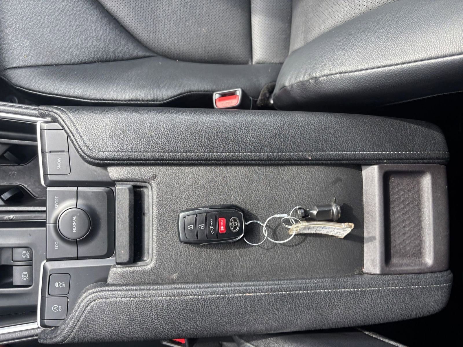 Thumbnail: 2025 Toyota Grand Highlander - 21