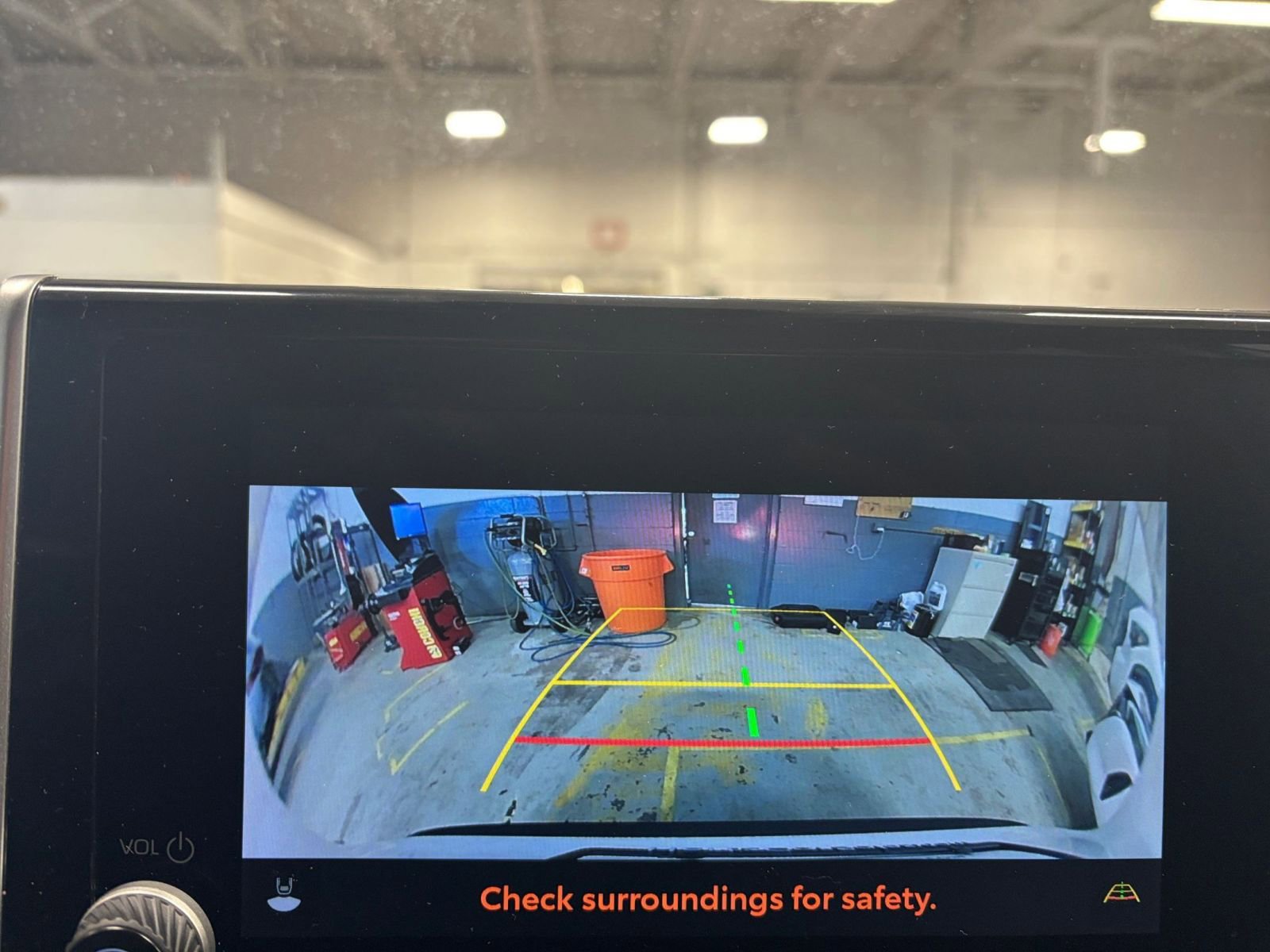 Thumbnail: 2025 Toyota RAV4 - 17