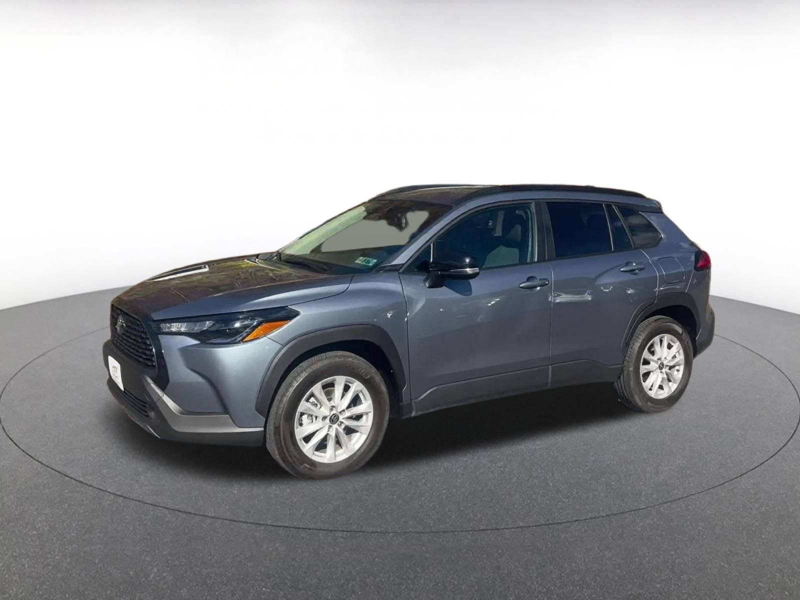 Thumbnail: 2025 Toyota Corolla Cross - 8