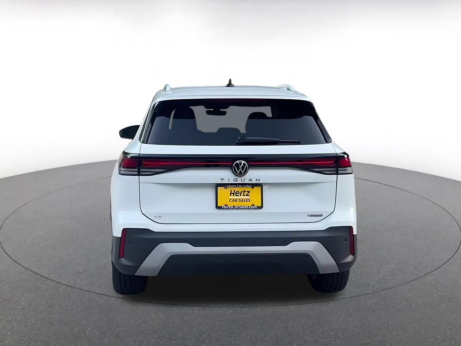 Thumbnail: 2026 Volkswagen Tiguan - 12