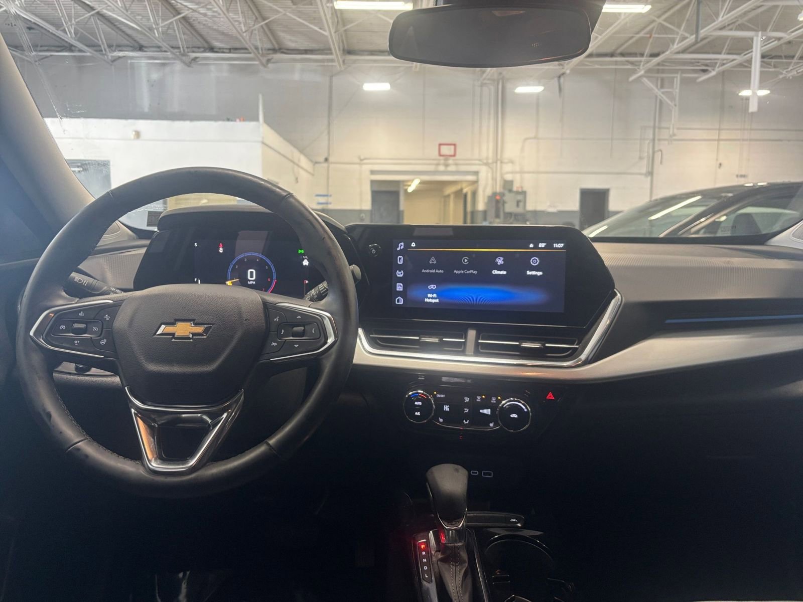 Thumbnail: 2025 Chevrolet Trax - 33