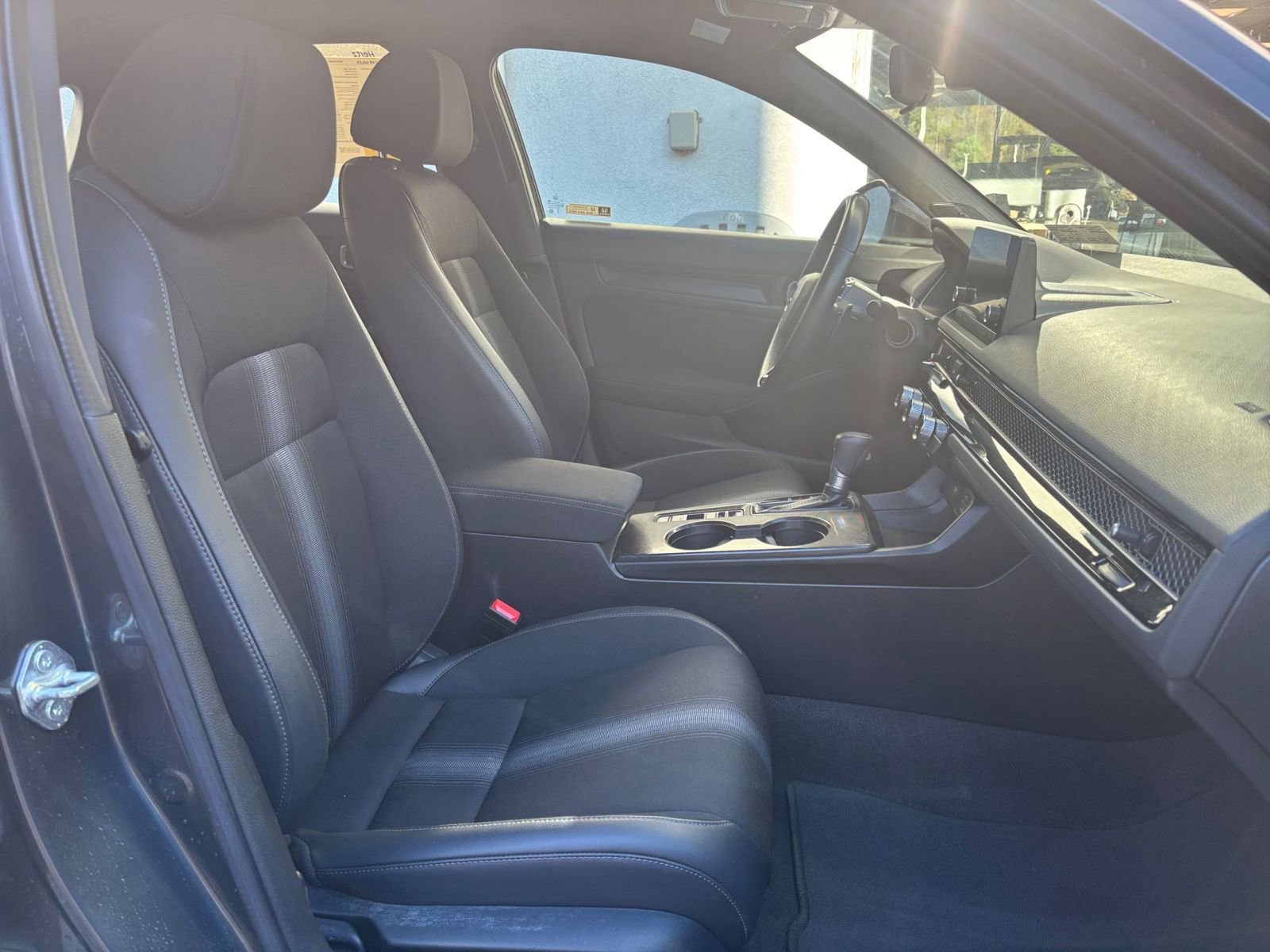 Thumbnail: 2024 Honda Civic - 24