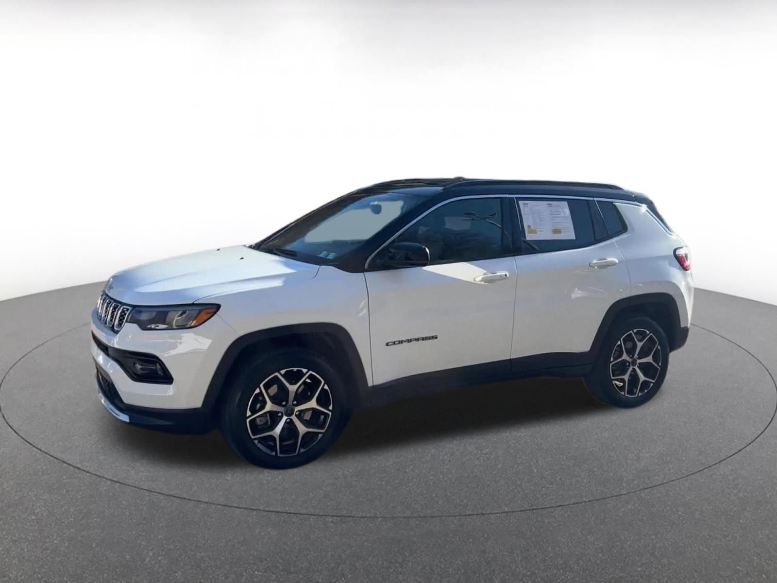 Thumbnail: 2025 Jeep Compass - 8