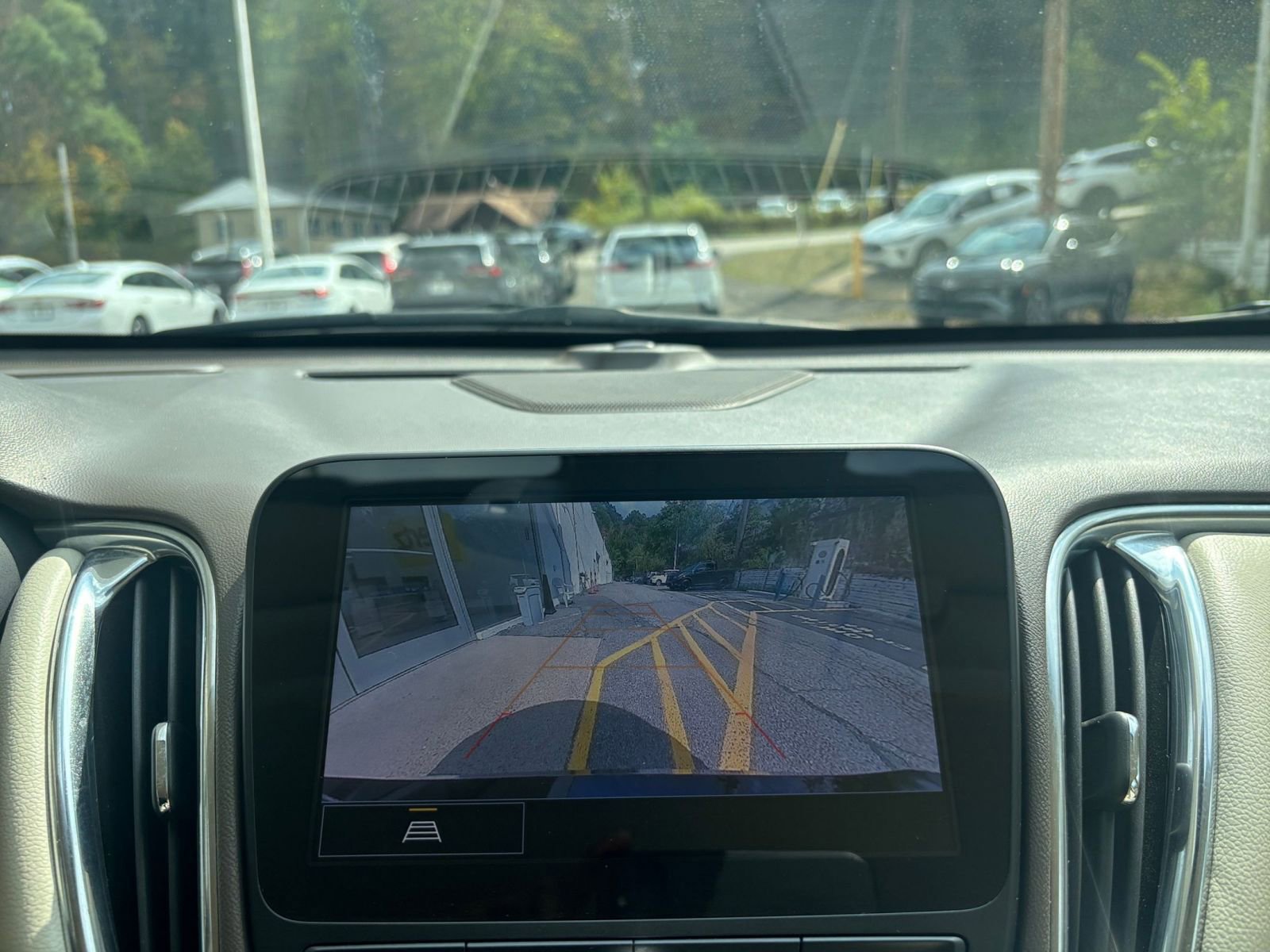 Thumbnail: 2024 Chevrolet Malibu - 17