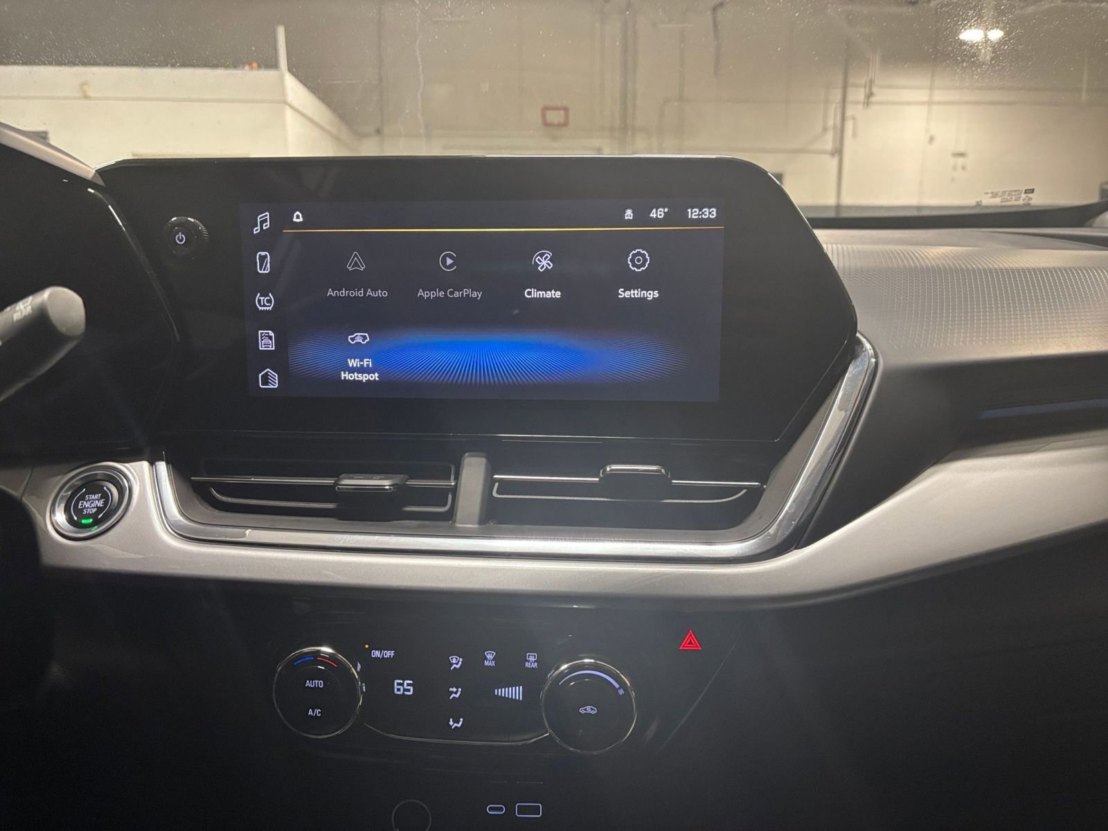 Thumbnail: 2025 Chevrolet Trax - 18