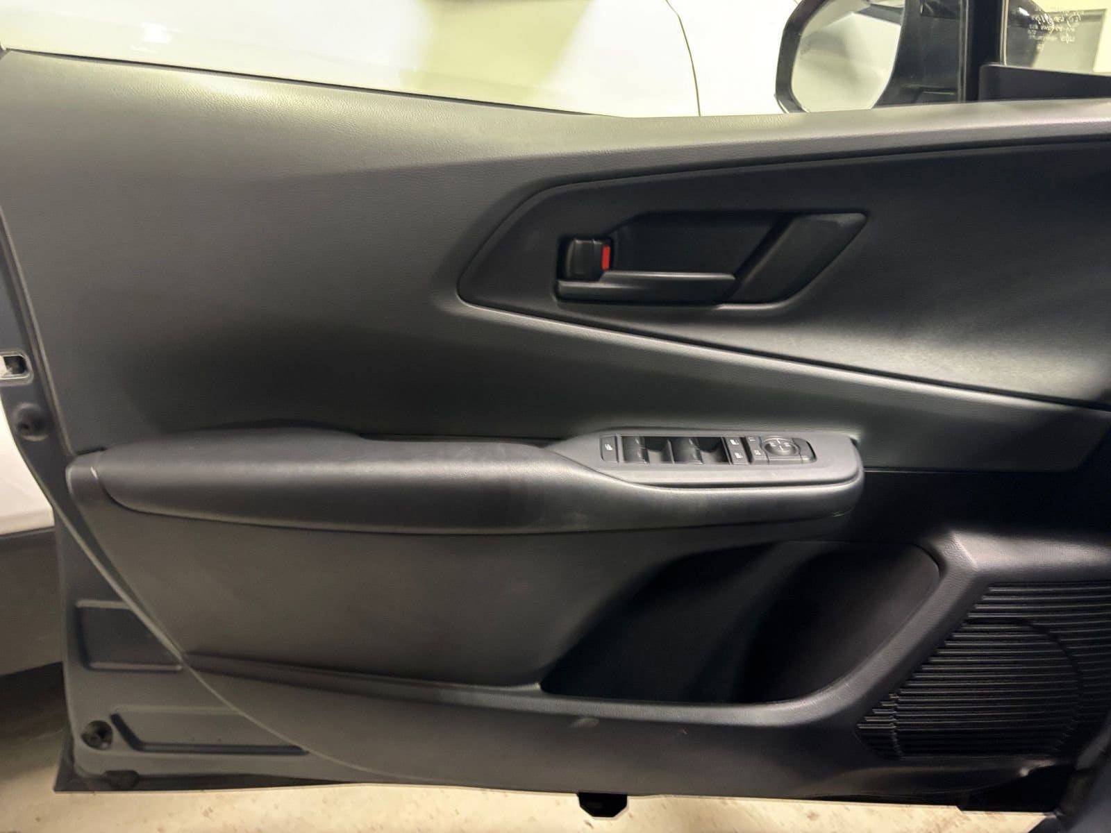 Thumbnail: 2025 Toyota Prius - 20