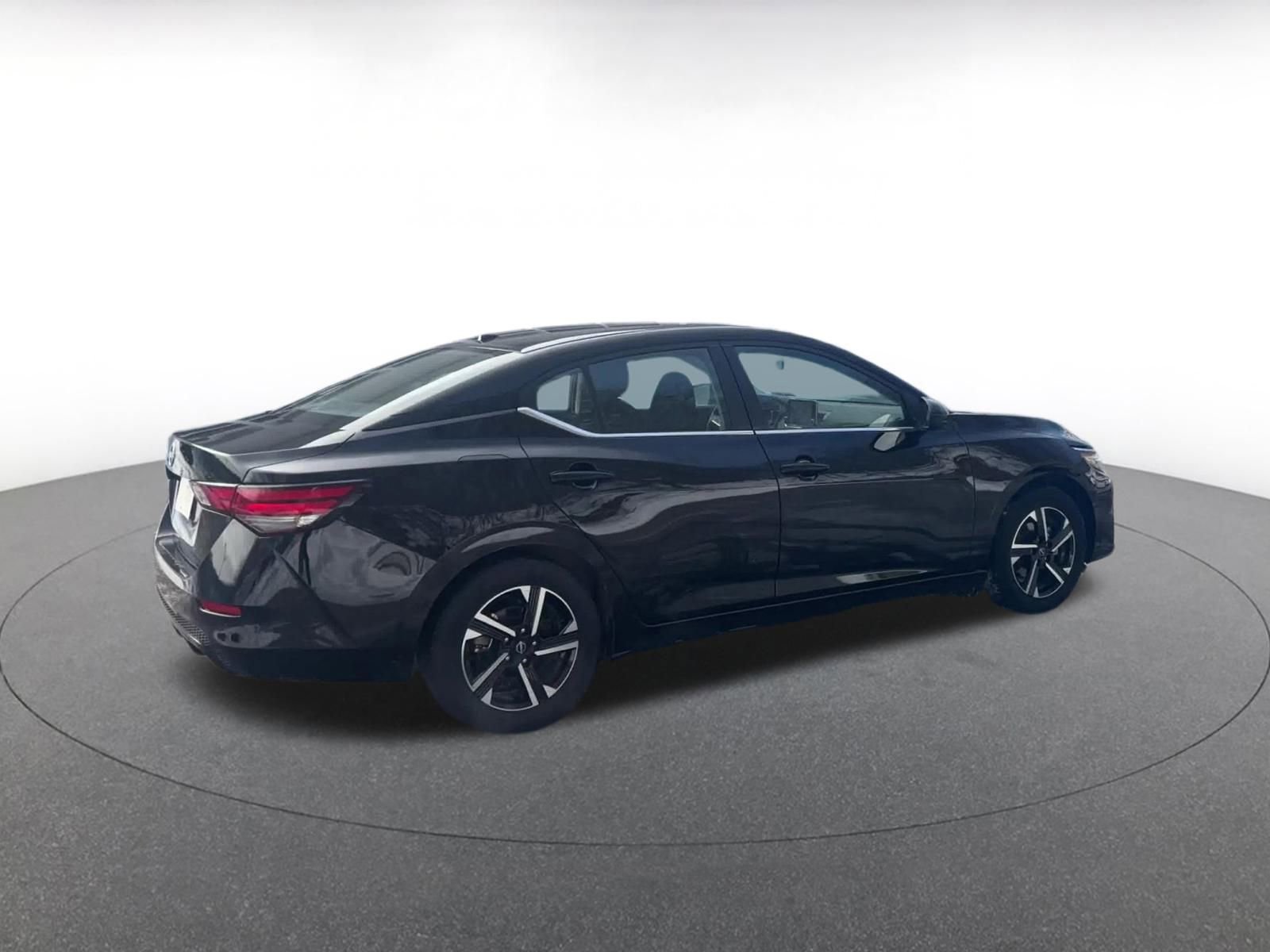 Thumbnail: 2025 Nissan Sentra - 14