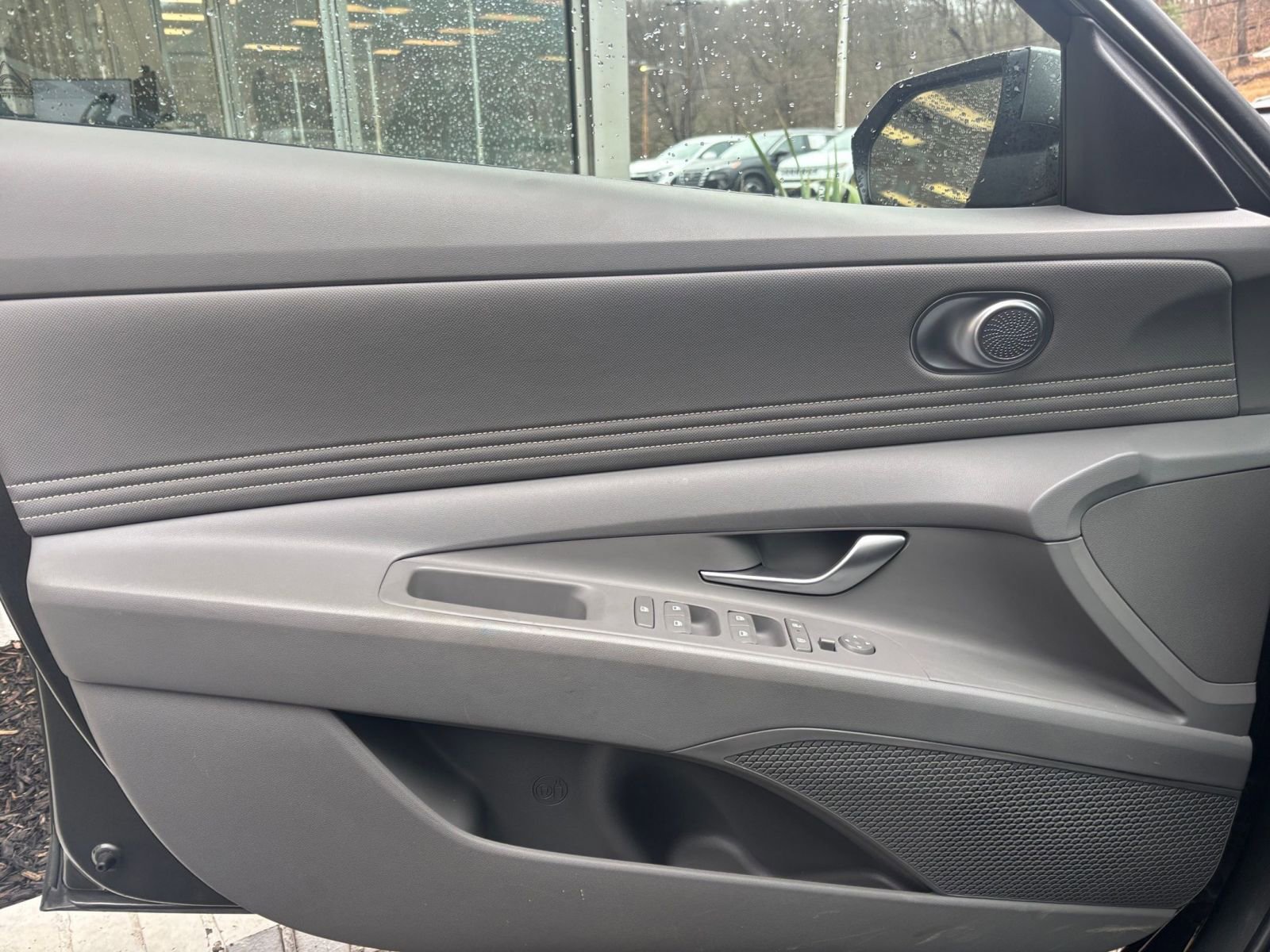 Thumbnail: 2025 Hyundai Elantra - 18