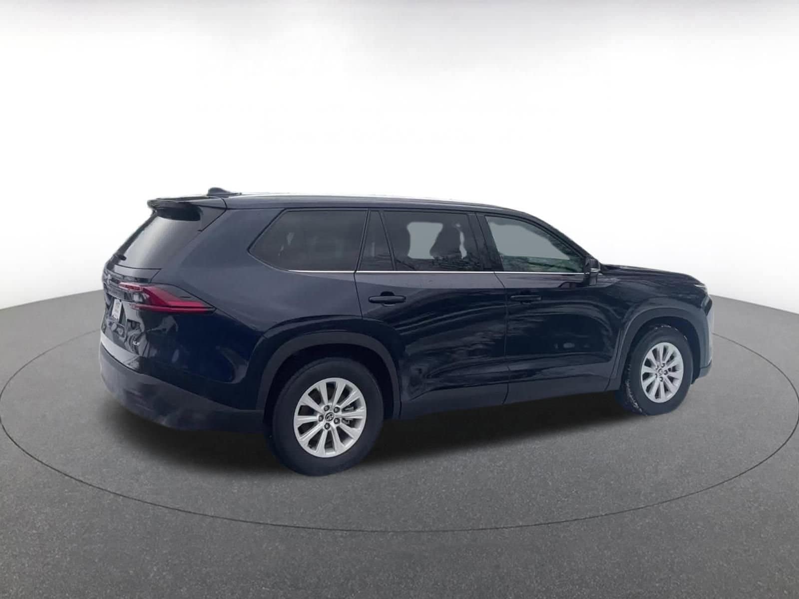 Thumbnail: 2025 Toyota Grand Highlander - 14