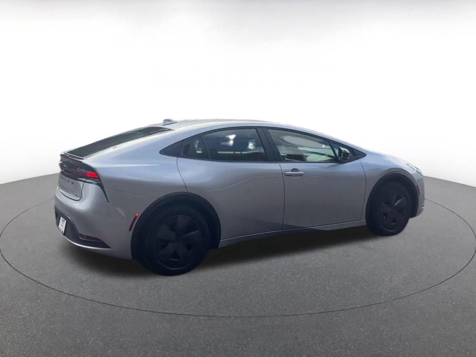 Thumbnail: 2025 Toyota Prius - 14